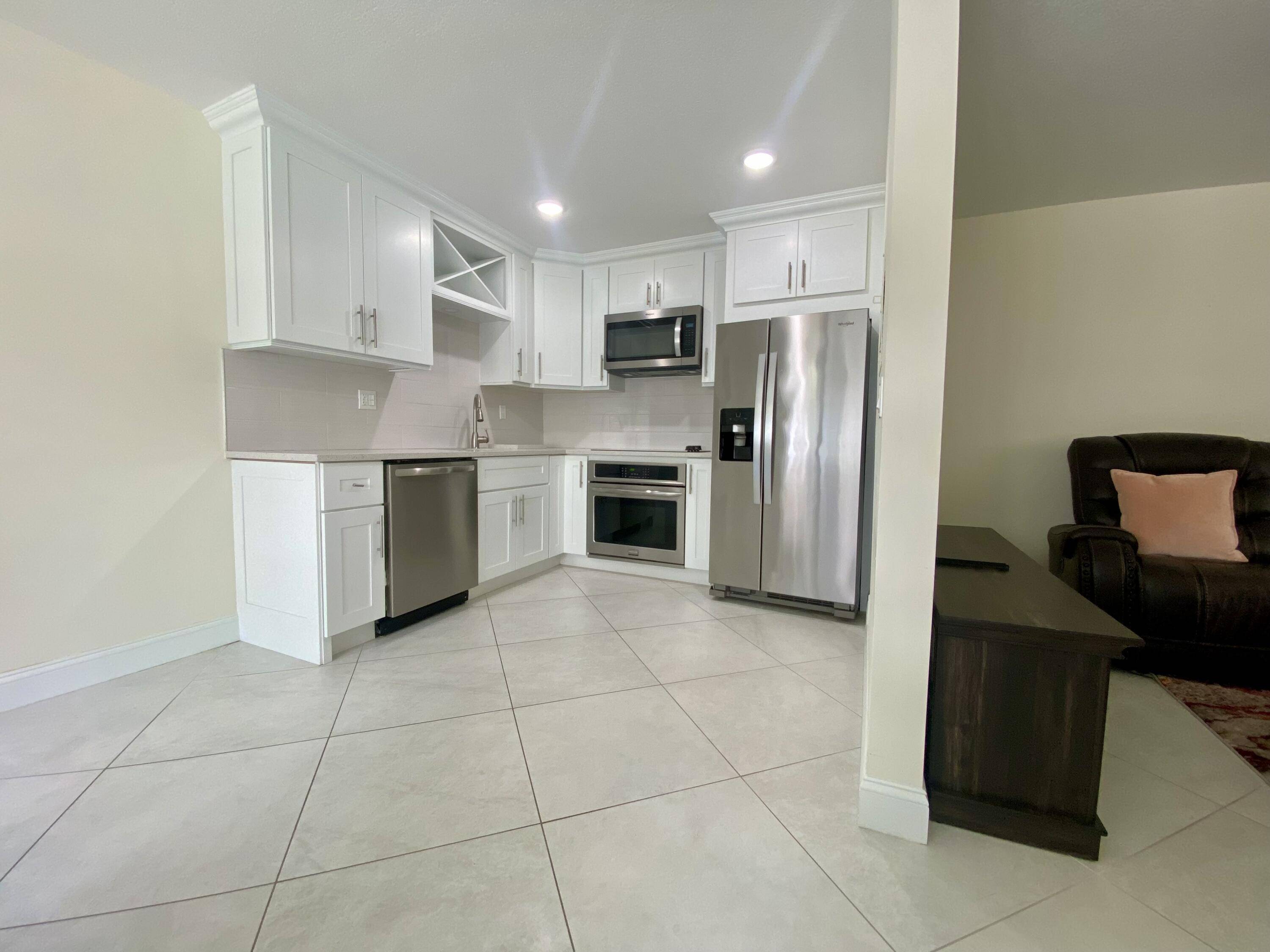 Delray Beach, FL 33484,296 Burgundy G