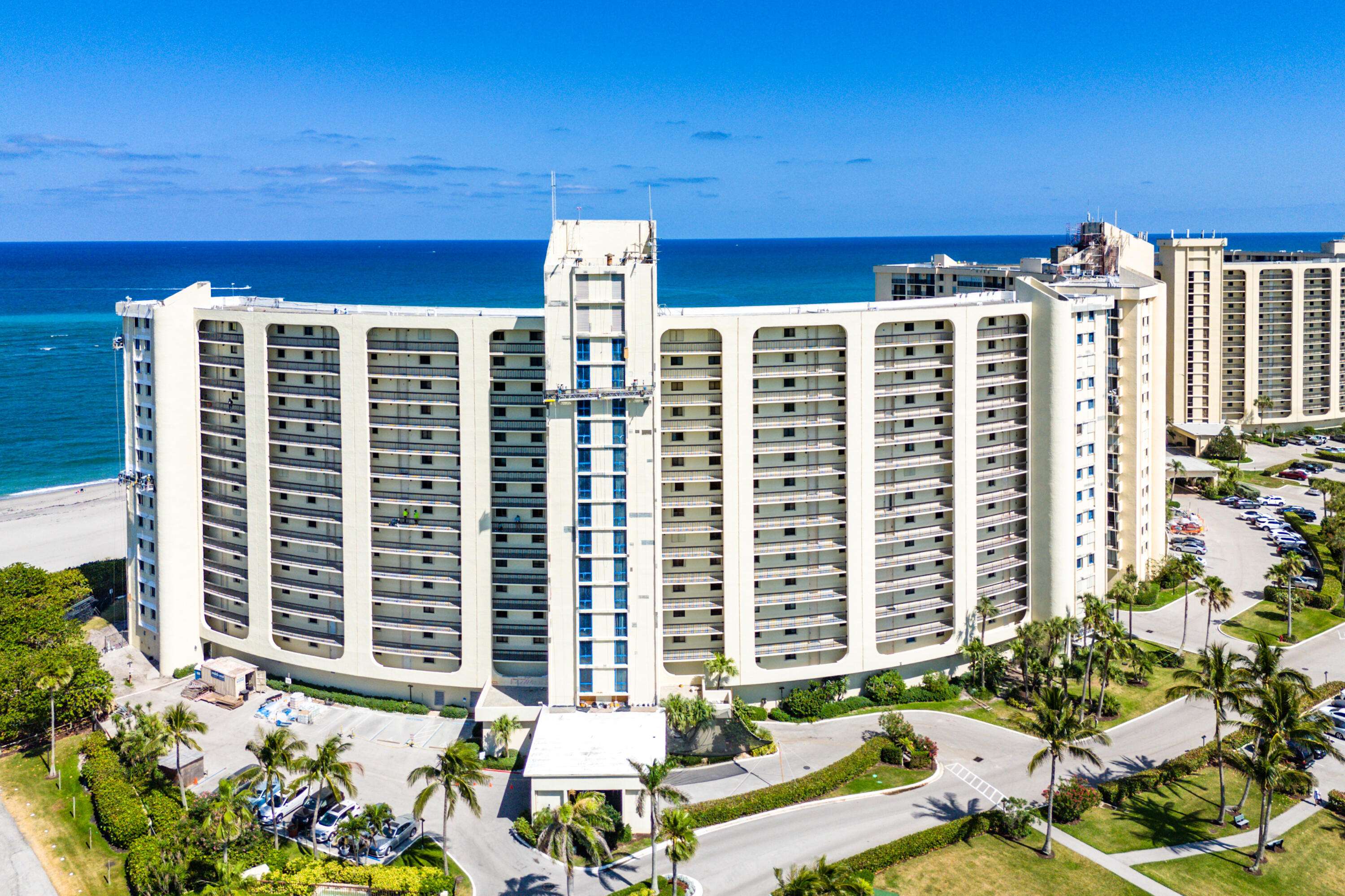 Jupiter, FL 33477,400 Ocean Trail WAY 607