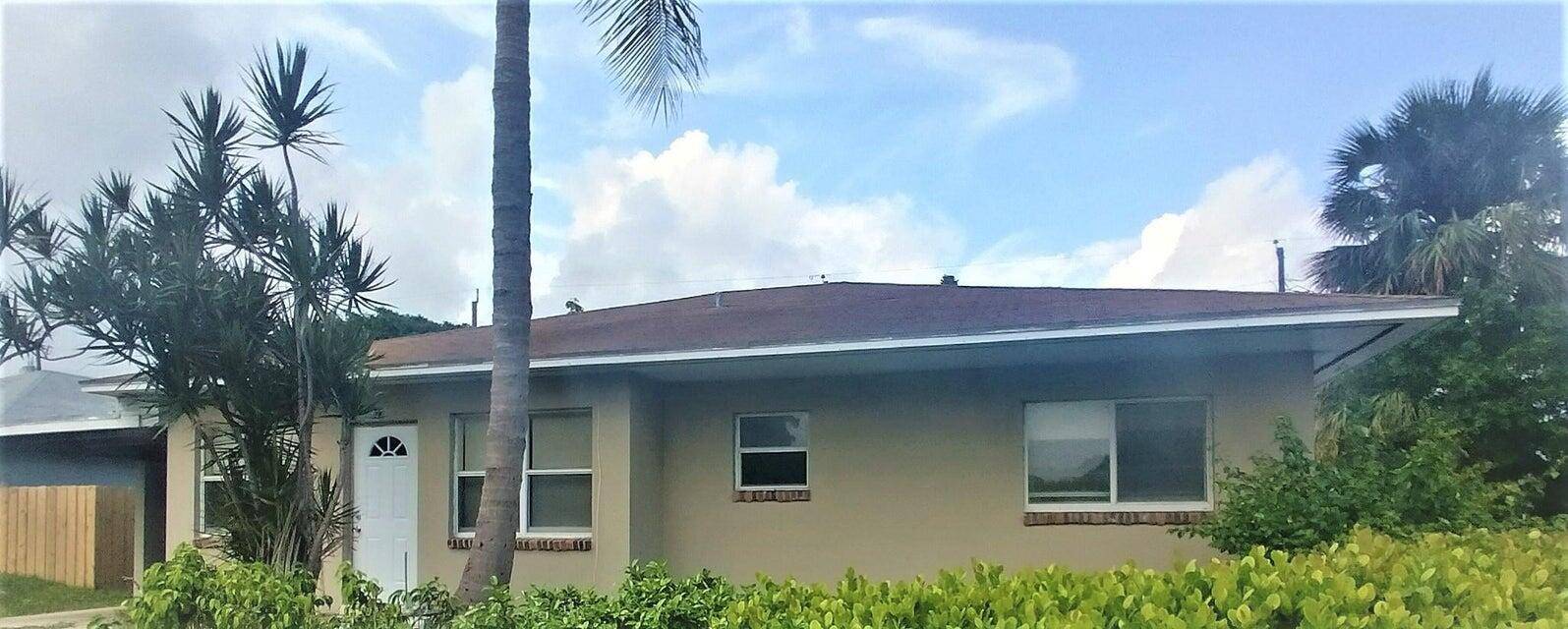 West Palm Beach, FL 33407,623 45th ST House