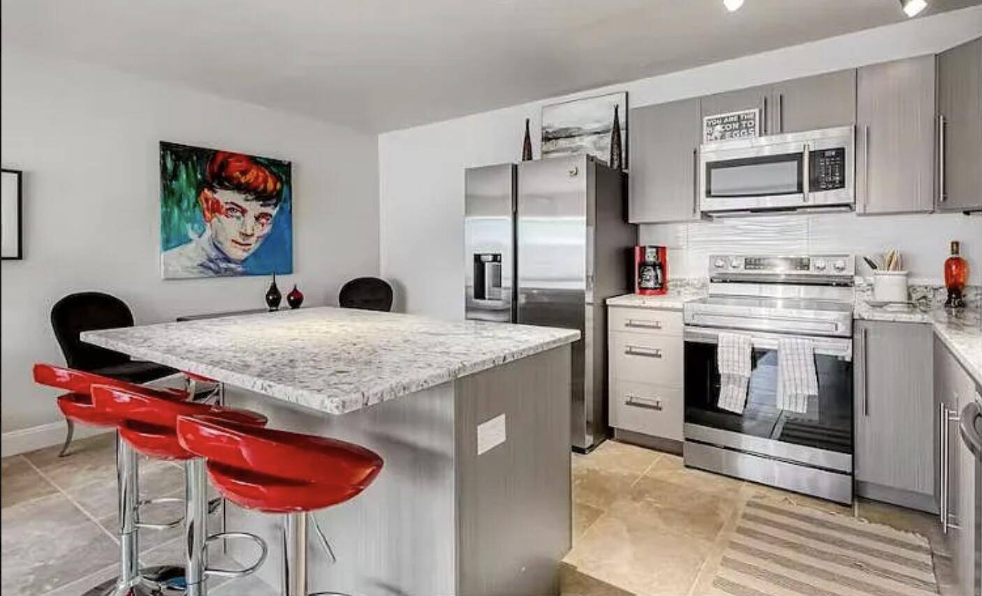 West Palm Beach, FL 33405,3625 S S Olive Ave D