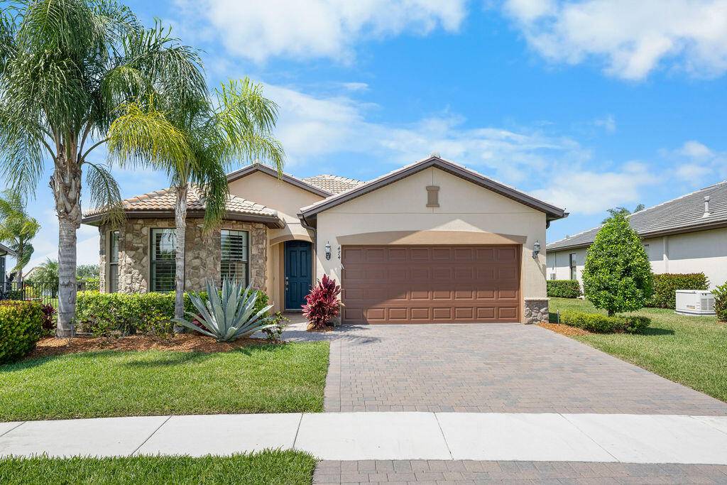 Port Saint Lucie, FL 34984,474 SE Vallarta DR