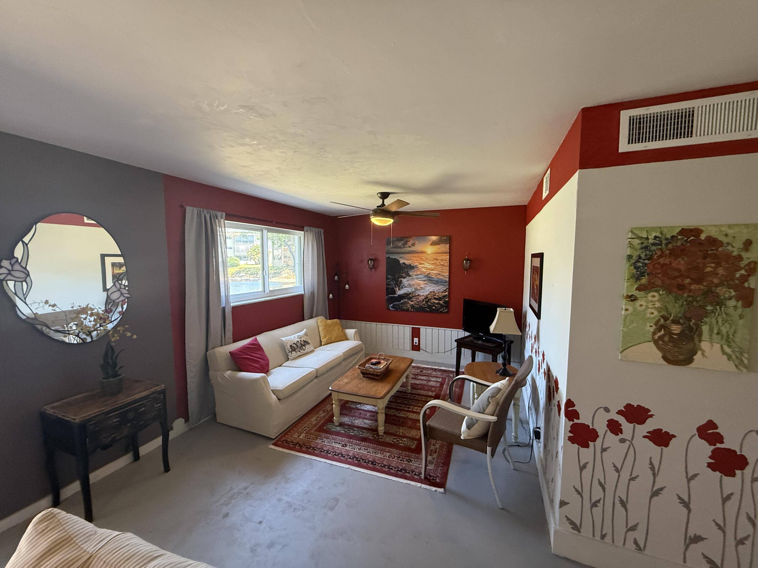 Palm Springs, FL 33461,715 Lori DR 106