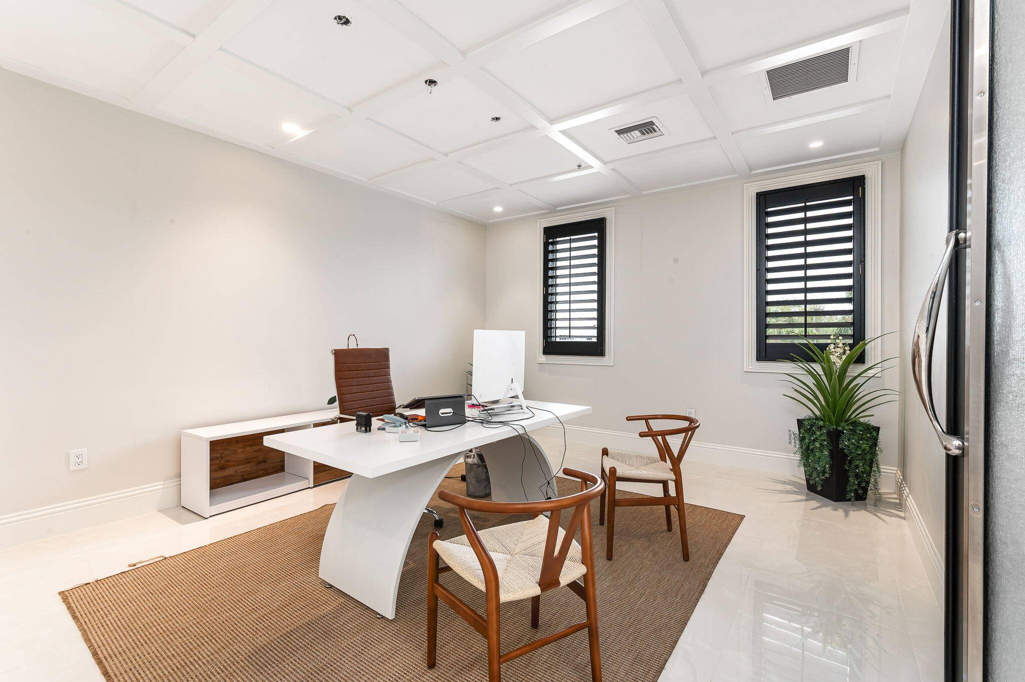 Boca Raton, FL 33487,1200 S Rogers CIR 11