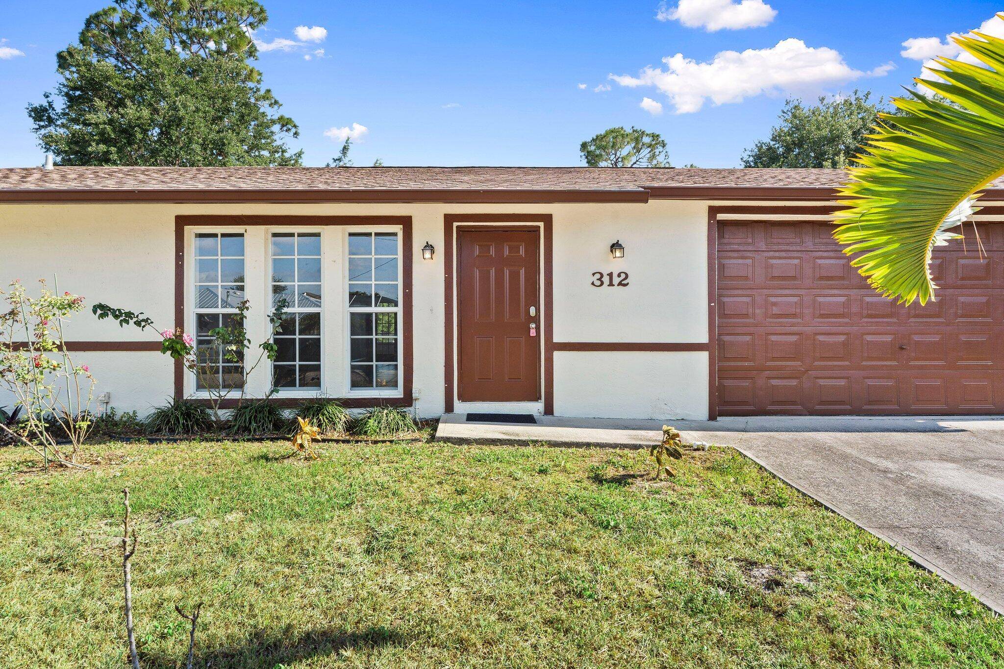 Port Saint Lucie, FL 34983,312 SW Carter AVE