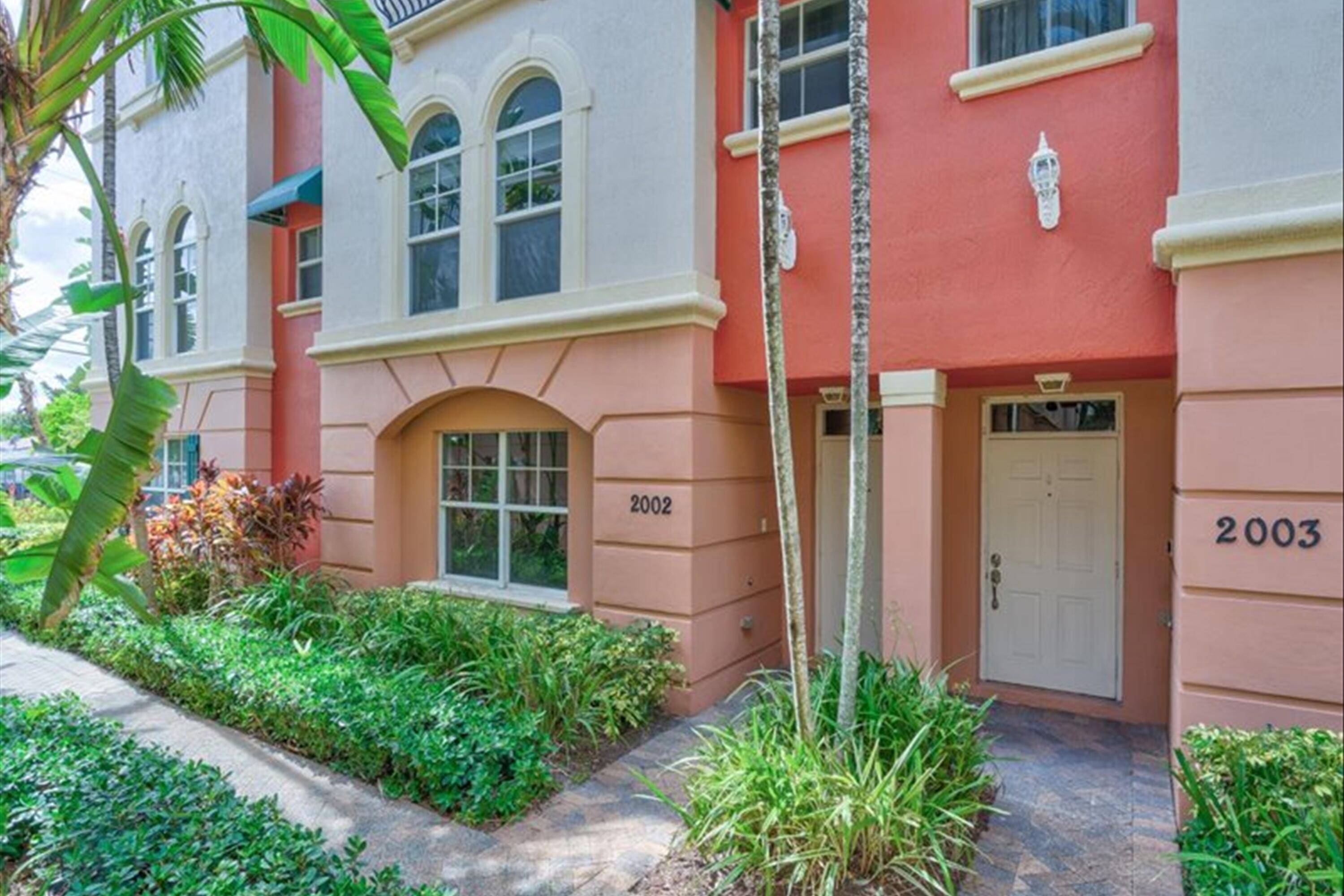 Fort Lauderdale, FL 33304,1033 NE 17th WAY 2002