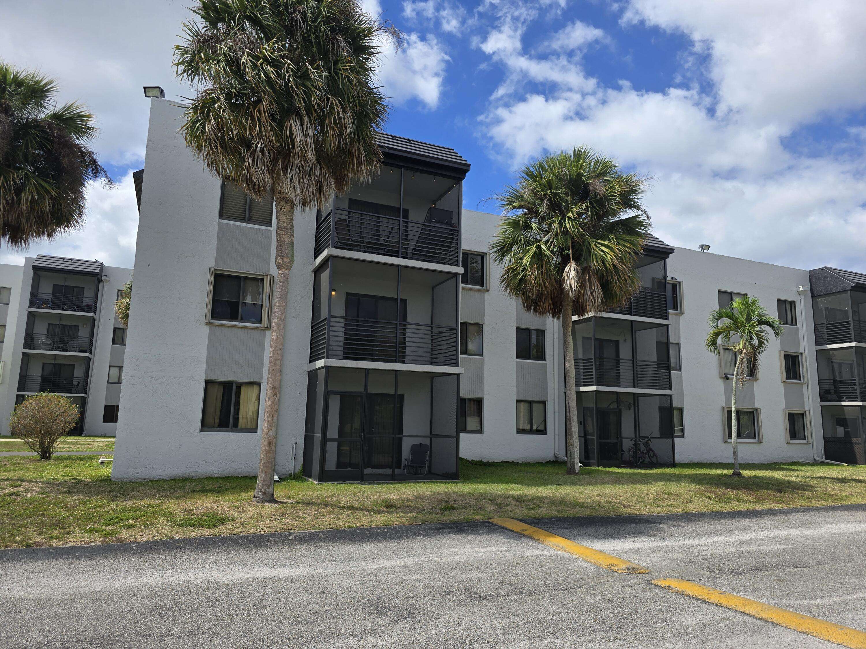 Sunrise, FL 33351,3710 N Pine Island RD 222