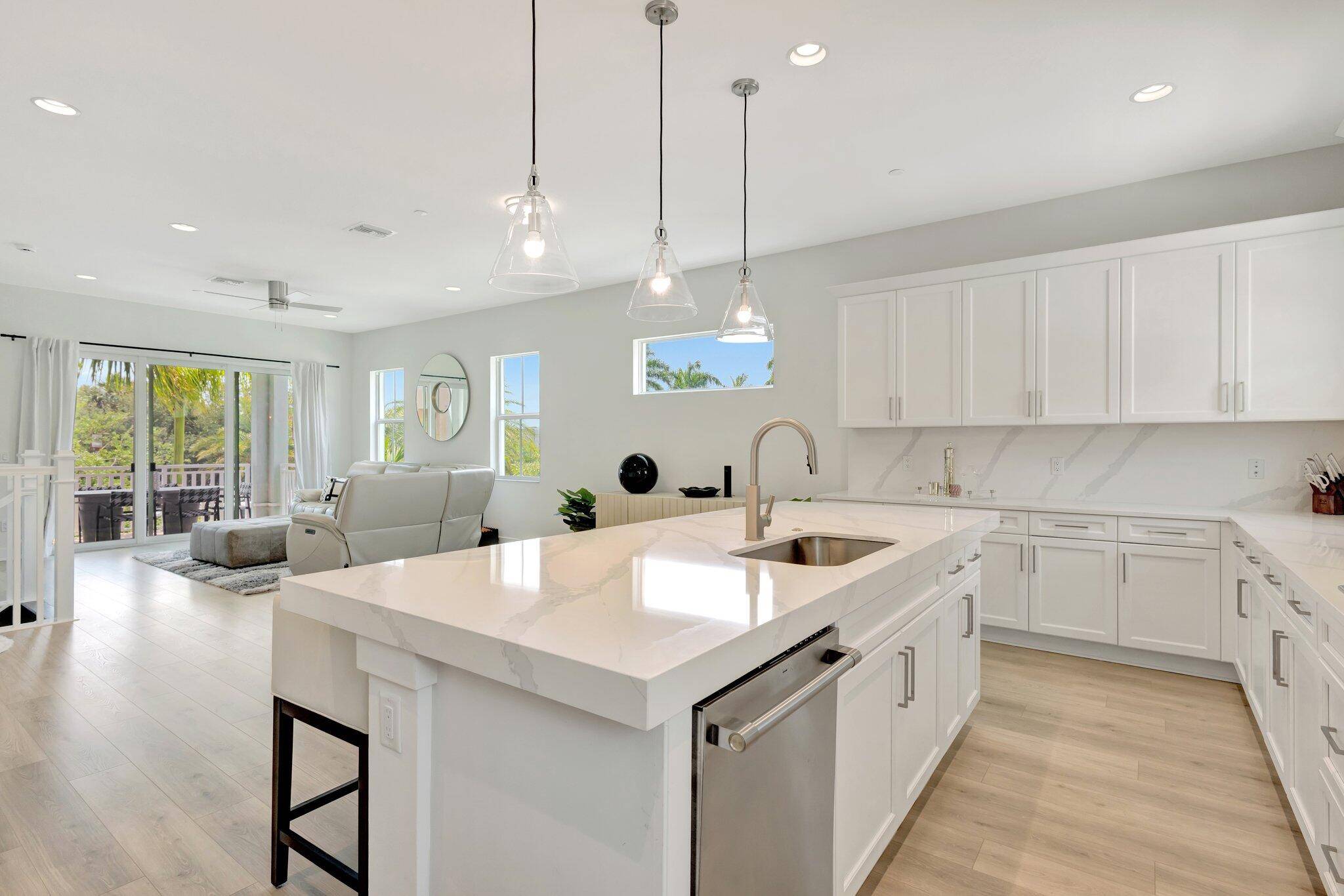 Palm Beach Gardens, FL 33418,5285 Beckman TER