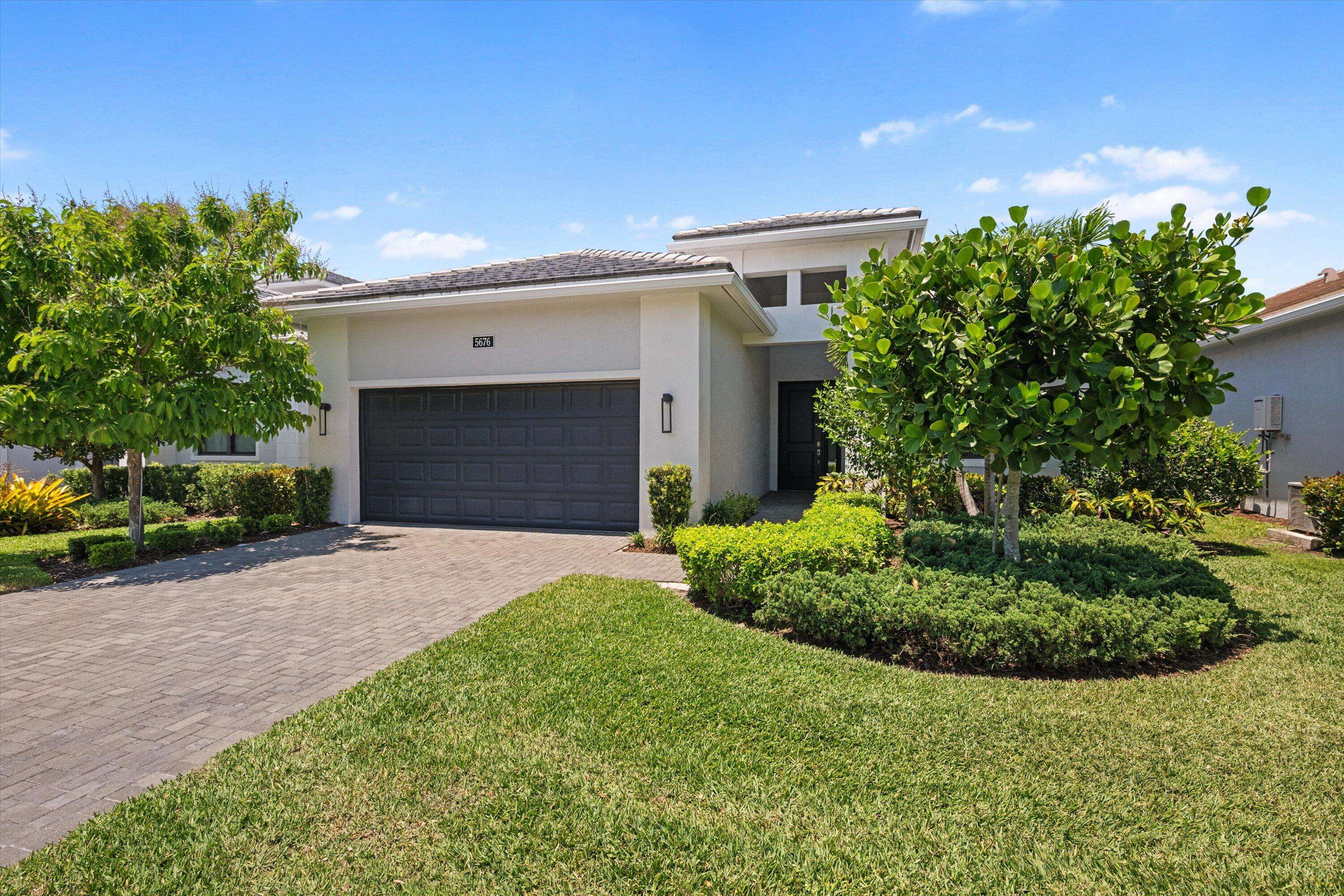 Westlake, FL 33470,5676 Saint Armands WAY