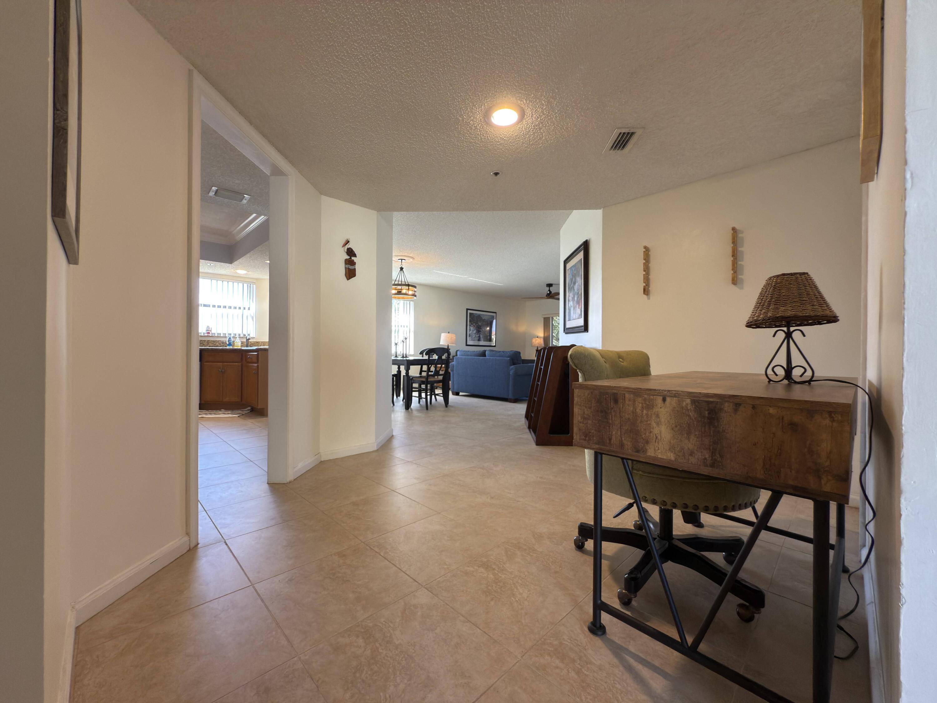 Juno Beach, FL 33408,700 Uno Lago DR 305