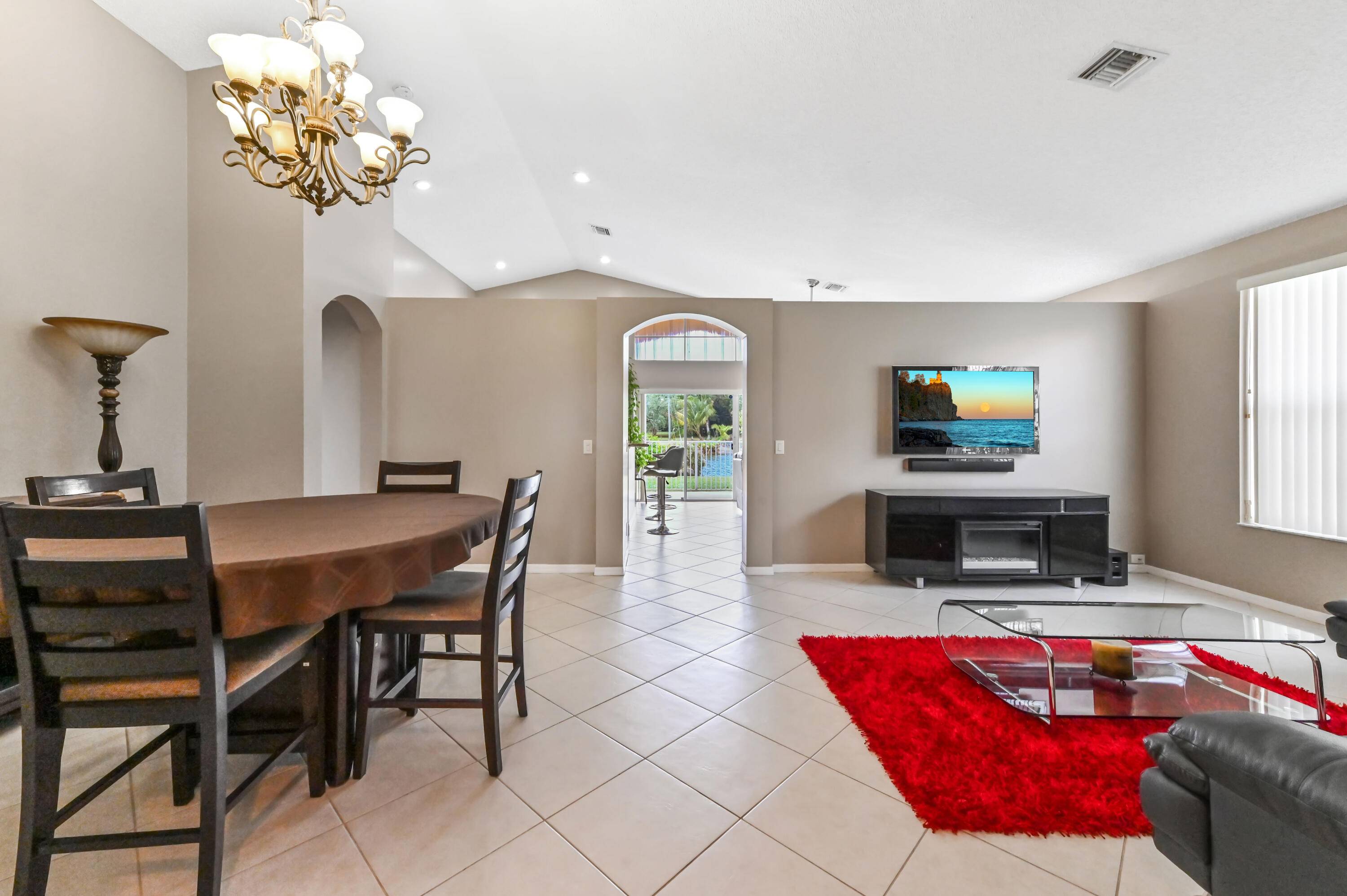 Boynton Beach, FL 33472,9514 Lago DR