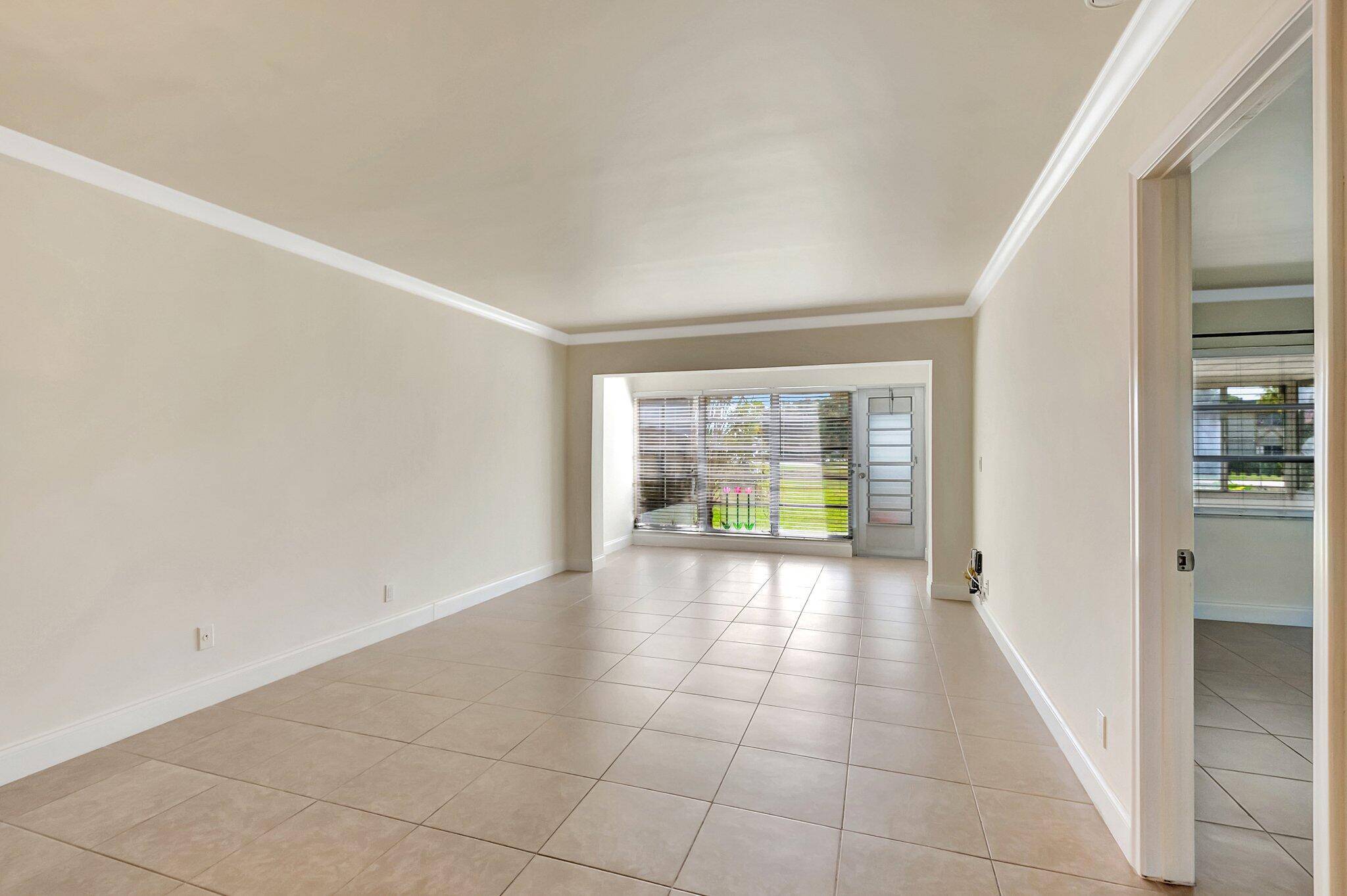 Delray Beach, FL 33445,2840 SW 13th ST 104