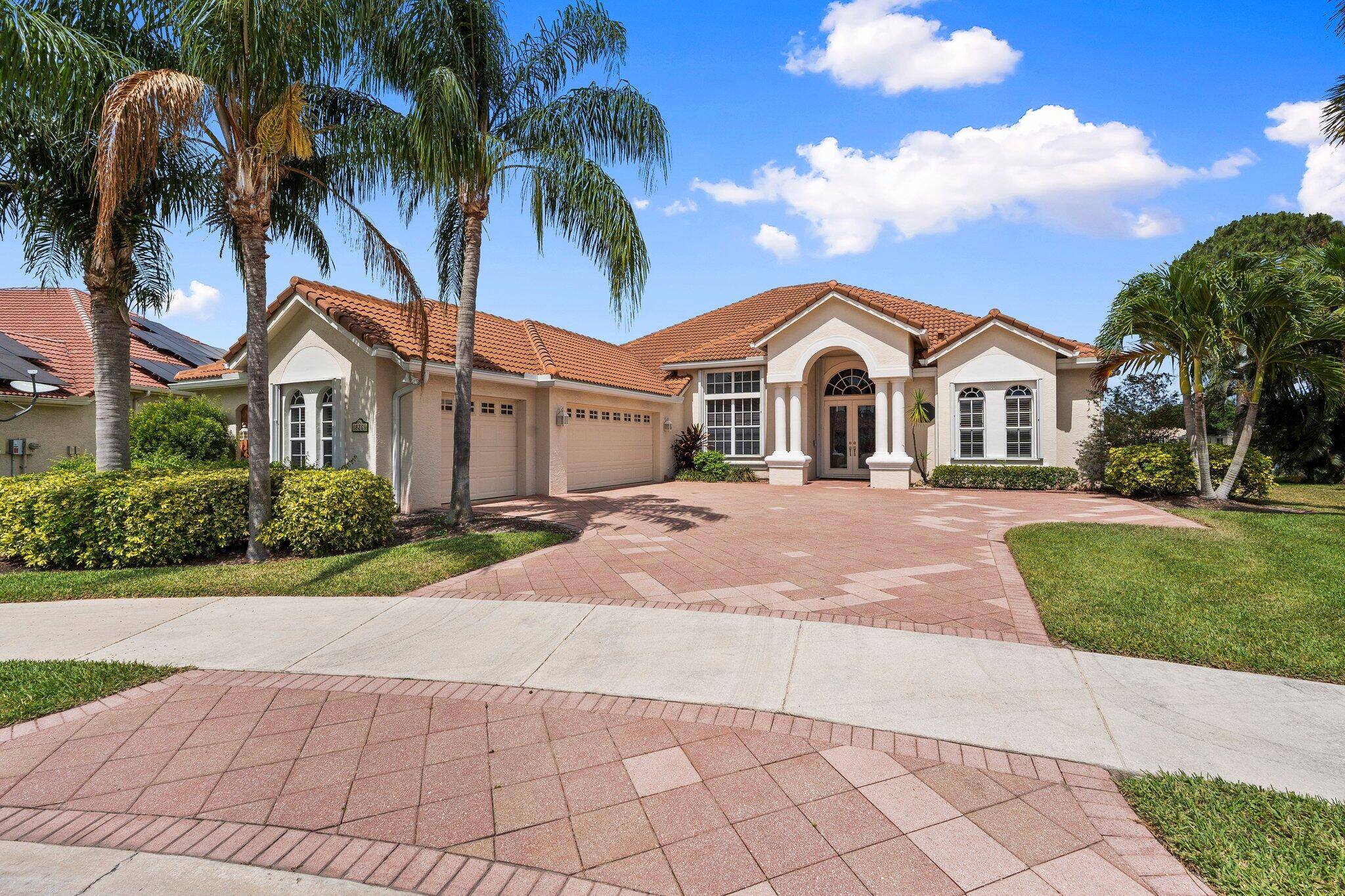 Port Saint Lucie, FL 34986,826 SW Marsh Harbor Bay