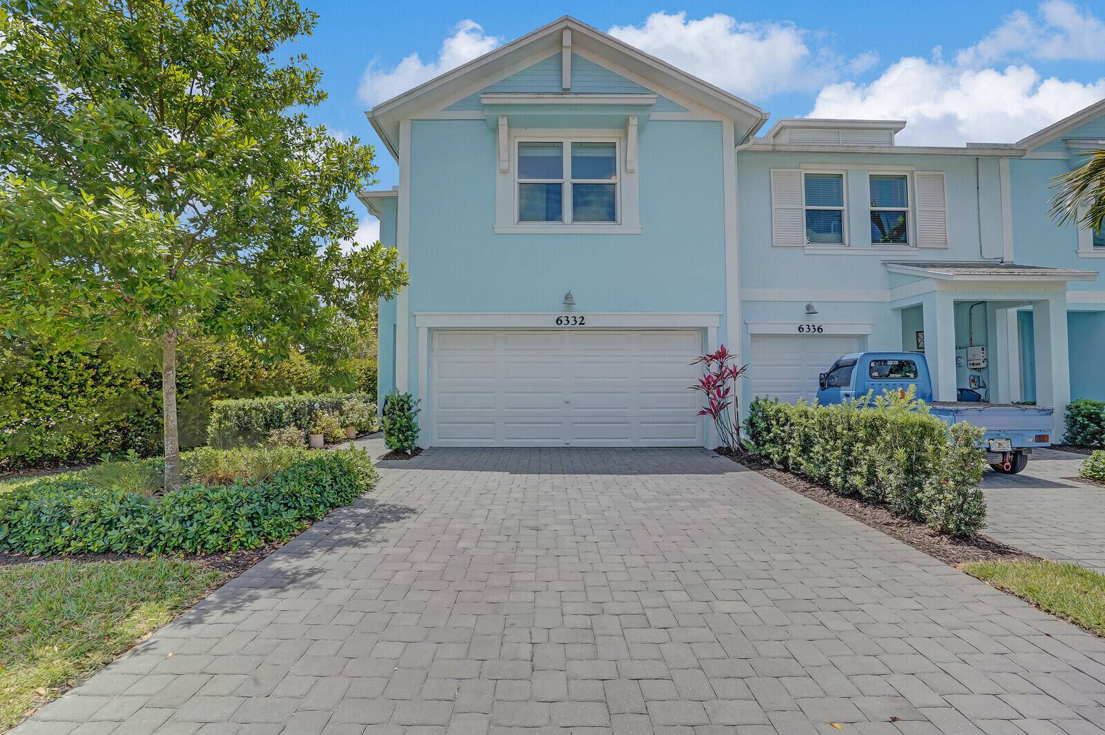 West Palm Beach, FL 33413,6332 Sailpointe LN