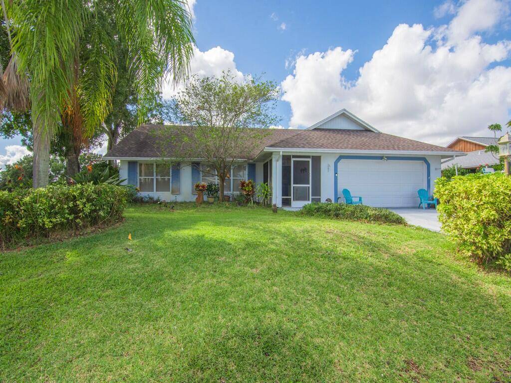 Port Saint Lucie, FL 34984,742 SE Whitmore DR