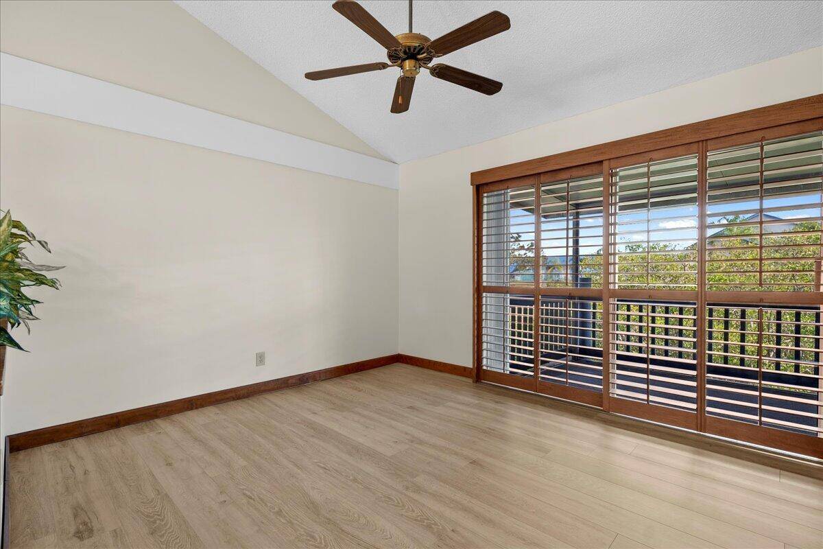Jensen Beach, FL 34957,1481 NE 14th CT U-7