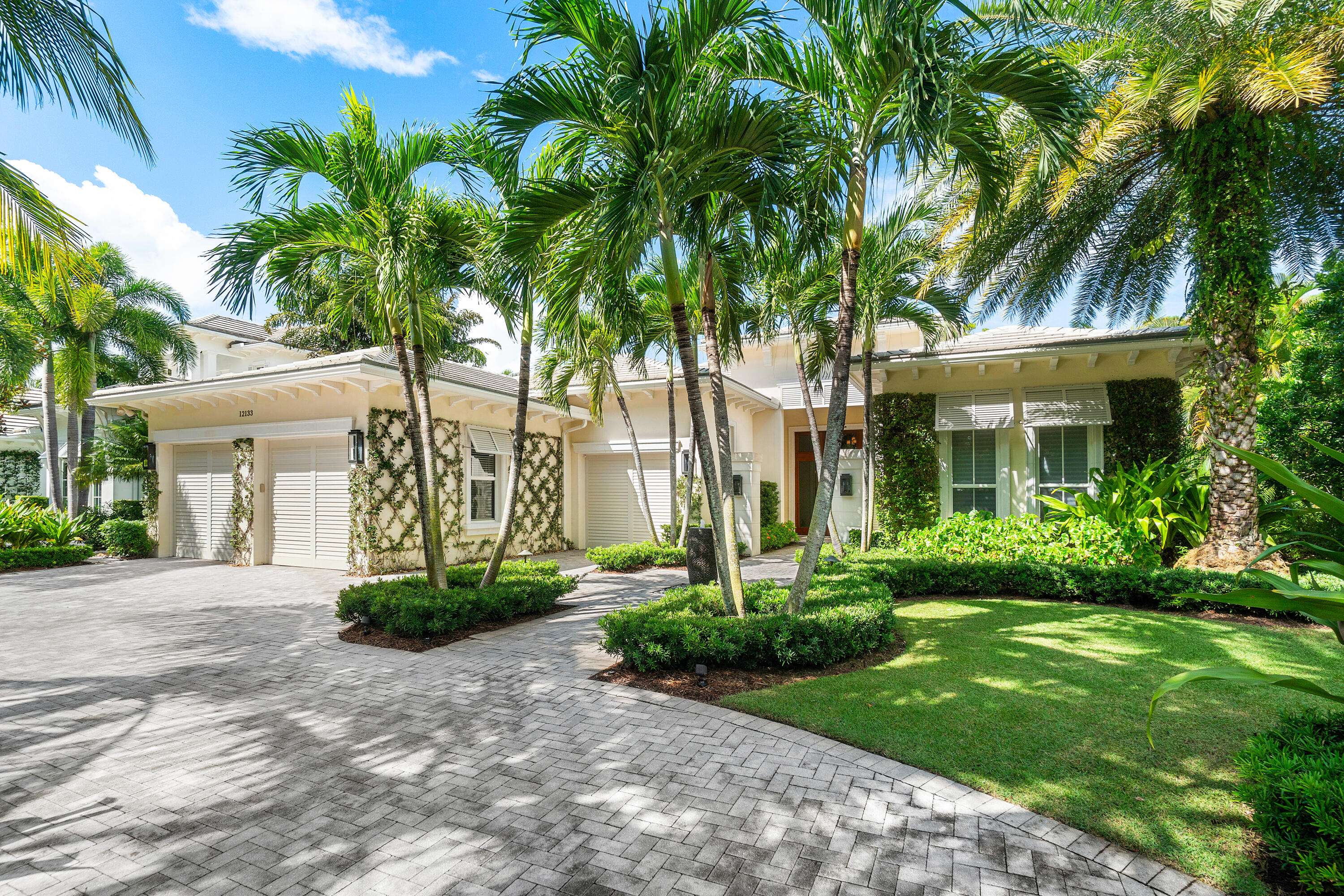 Palm Beach Gardens, FL 33418,12133 Plantation WAY