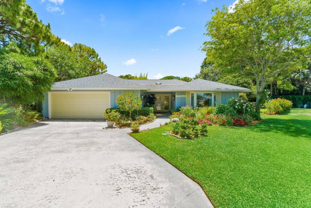 Palm Beach Gardens, FL 33418,9028 Gardens Glen CIR