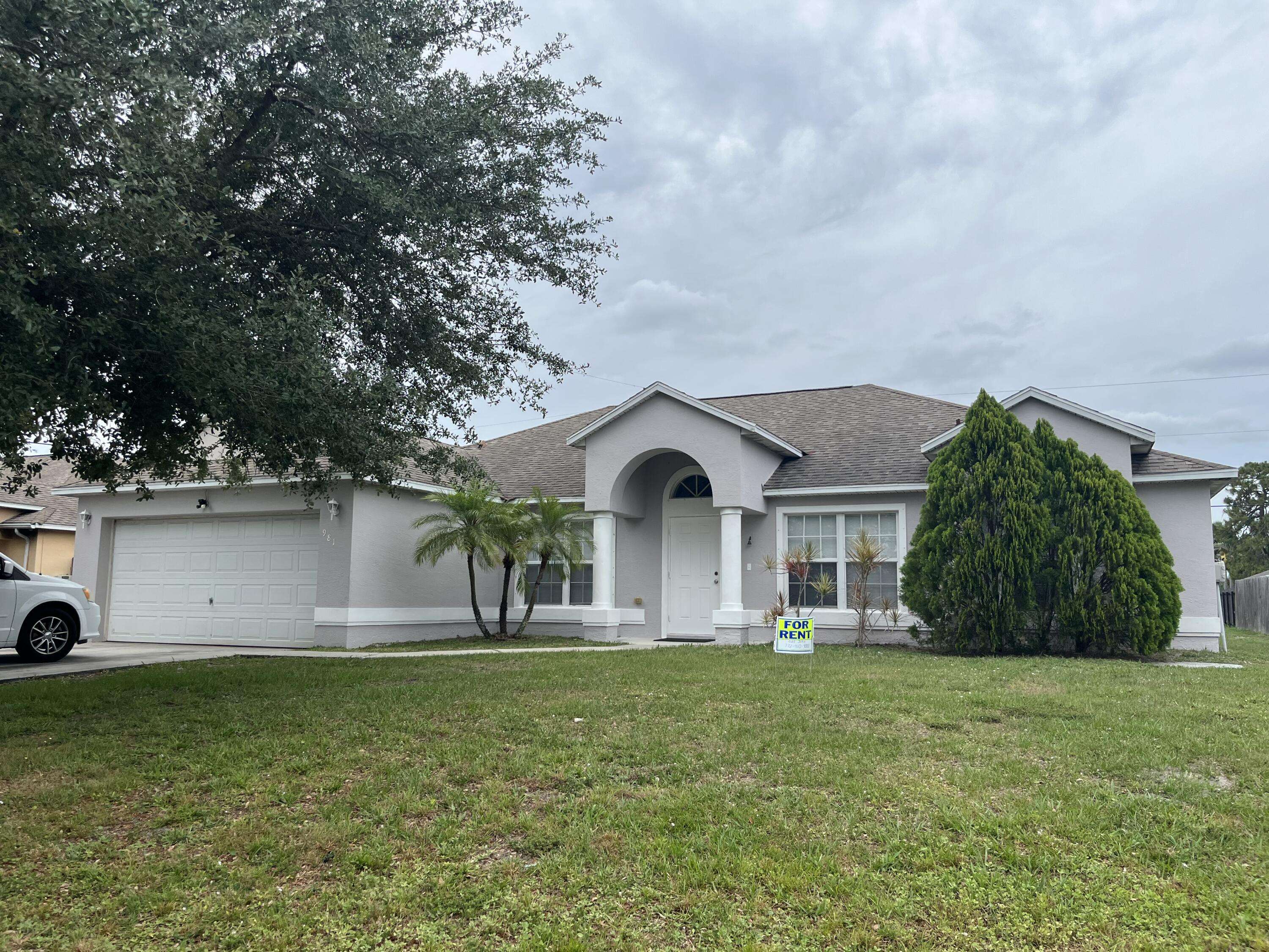 Port Saint Lucie, FL 34953,981 SW Versailles AVE