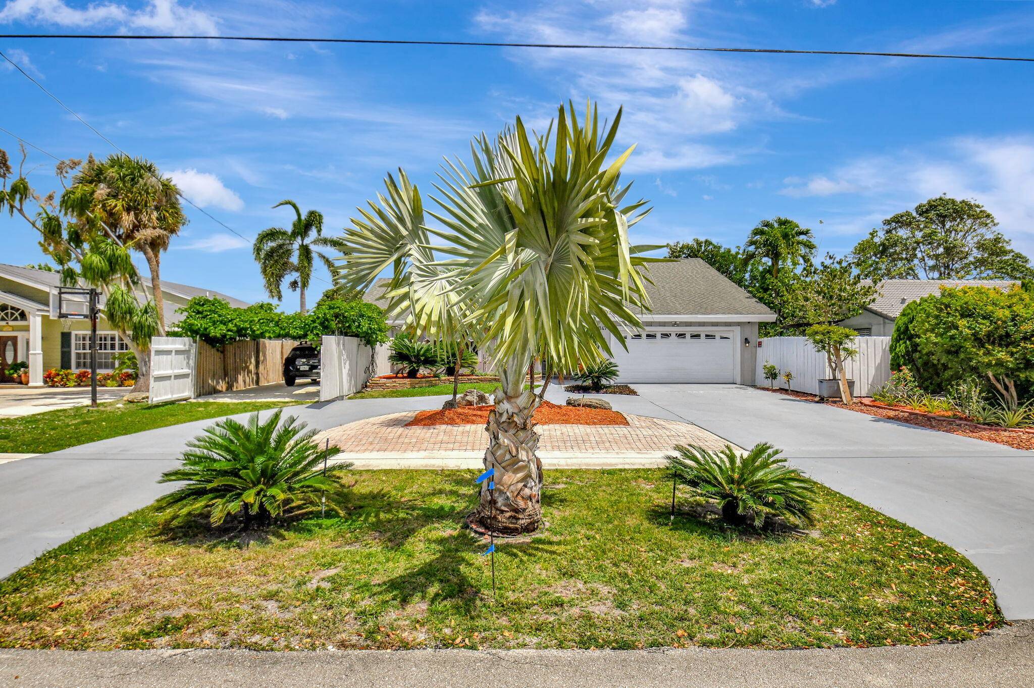 Boca Raton, FL 33487,147 Oregon LN