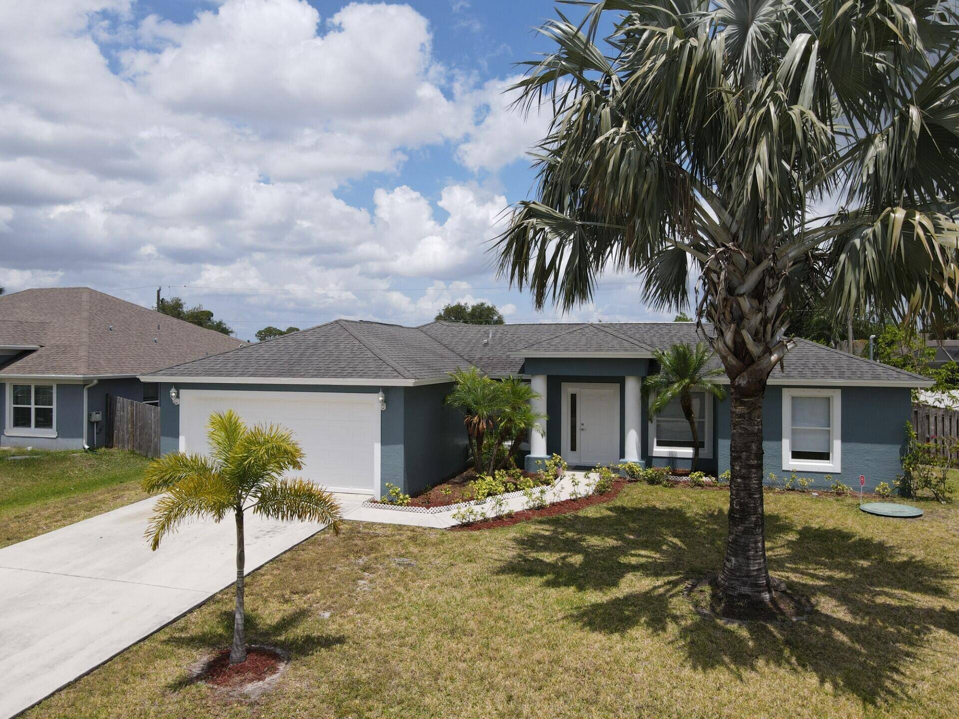 Port Saint Lucie, FL 34984,325 SW Nativity TER
