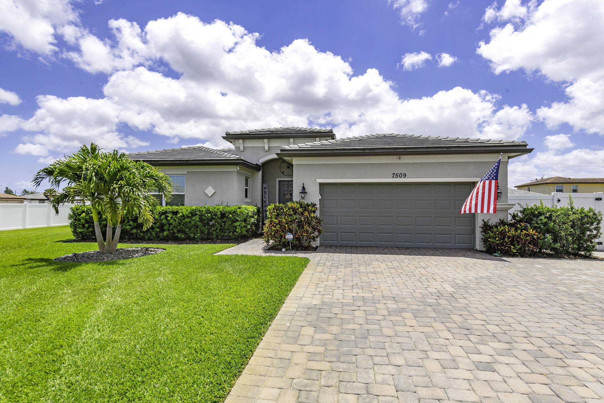 Port Saint Lucie, FL 34987,7509 NW Greenspring ST