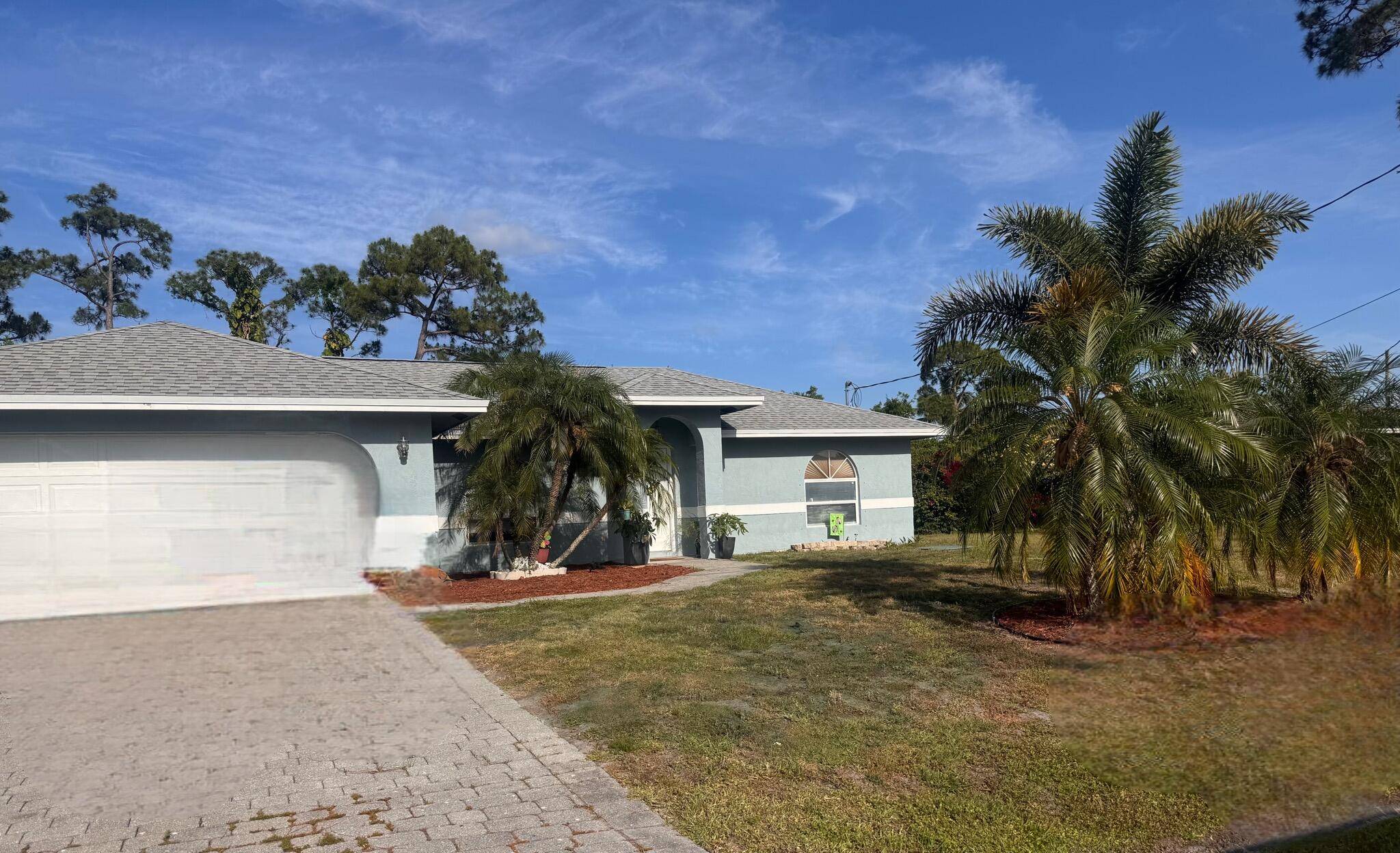 Port Saint Lucie, FL 34983,106 SE Crosspoint DR