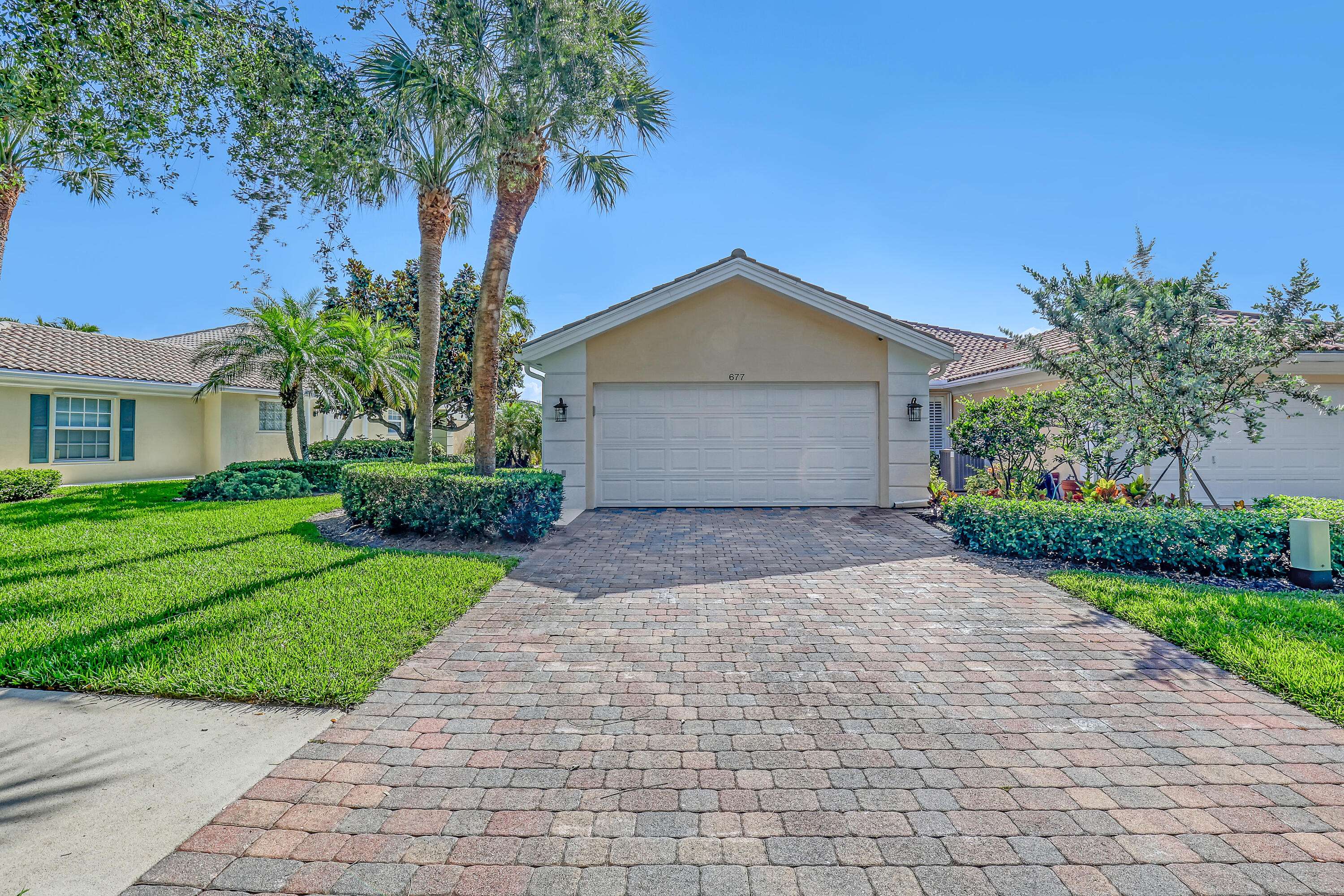 Palm Beach Gardens, FL 33410,677 Hudson Bay DR