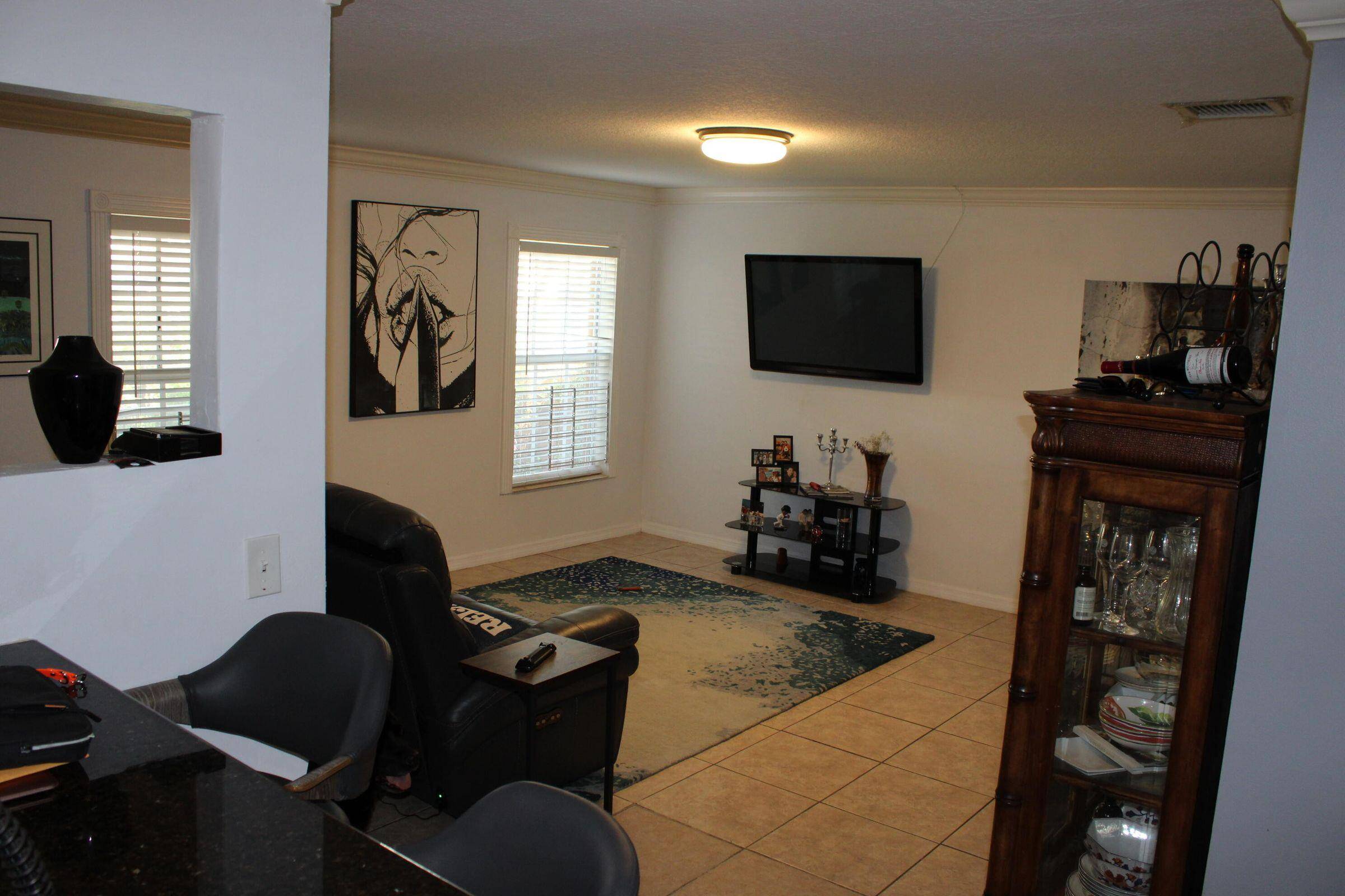 Lake Worth Beach, FL 33460,703 S S A ST