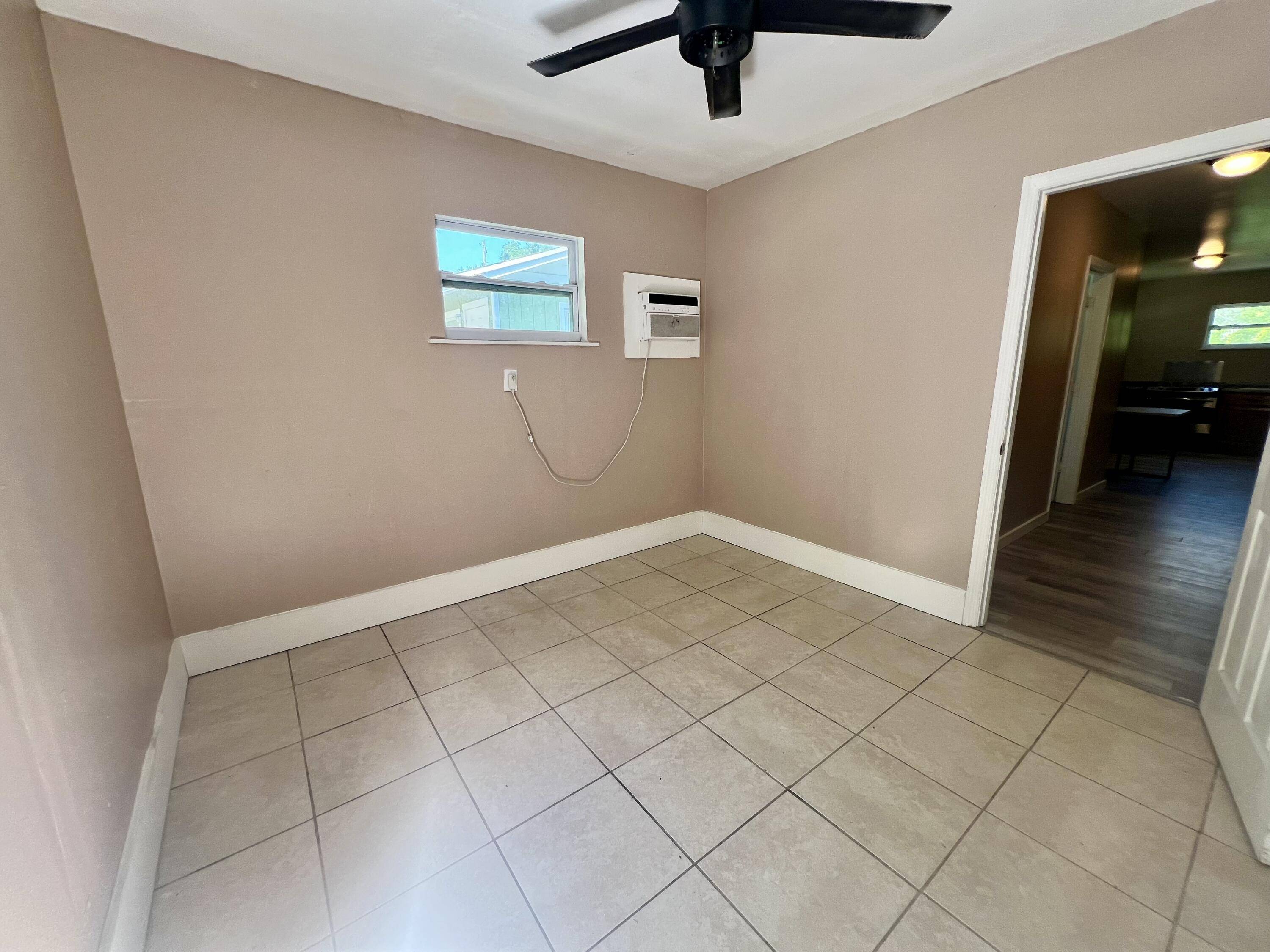 Fort Pierce, FL 34982,3280 S 7th St