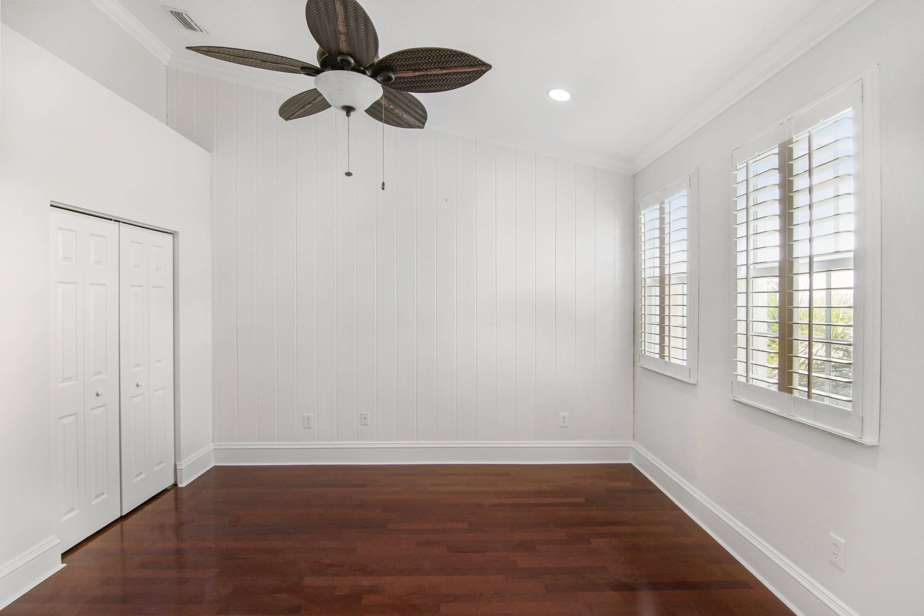 Delray Beach, FL 33483,290 NE 5th AVE 6
