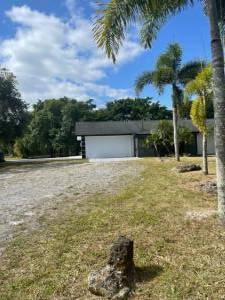 West Palm Beach, FL 33411,13530 N 52nd CT