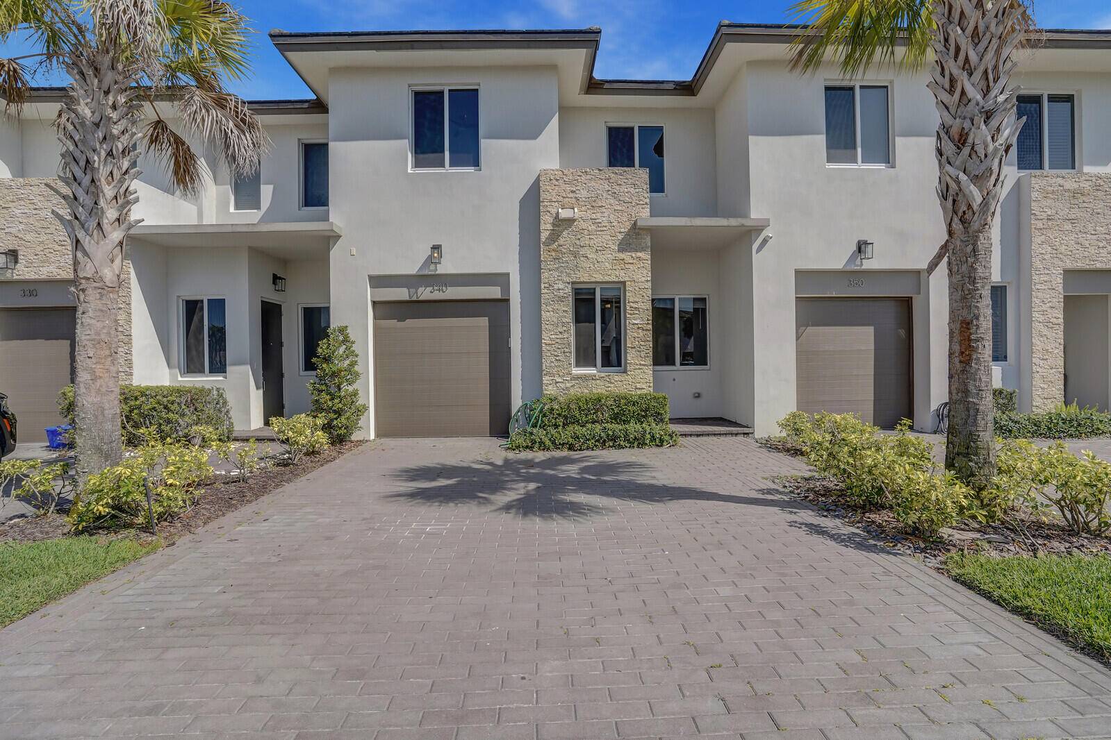 Royal Palm Beach, FL 33411,340 Pioneer WAY