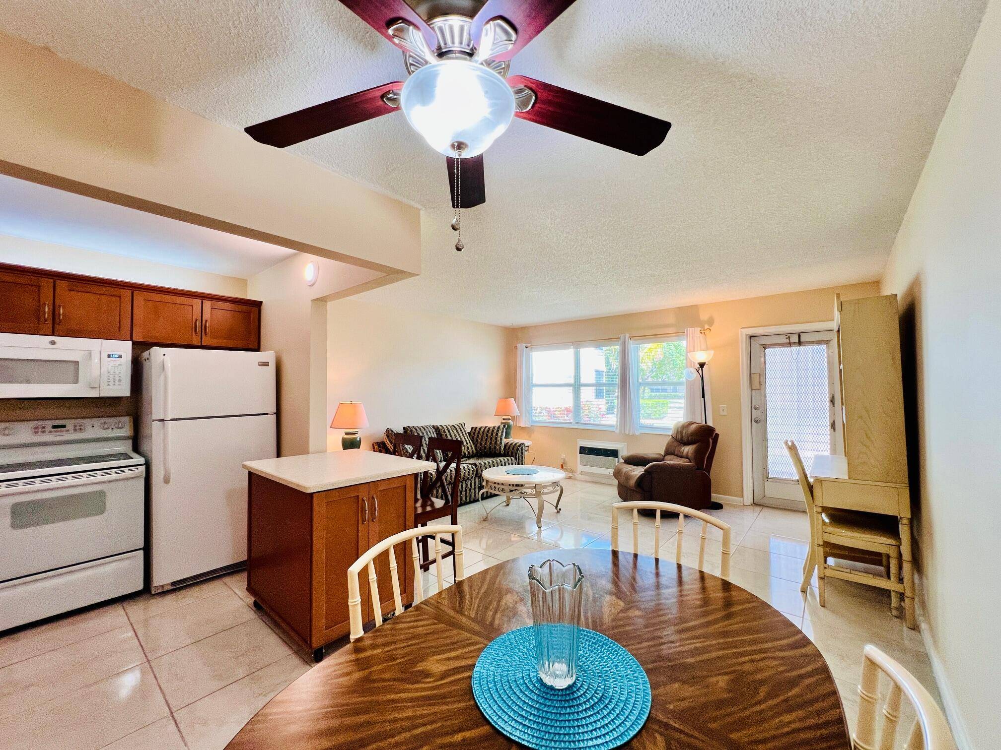 West Palm Beach, FL 33417,312 Northampton P