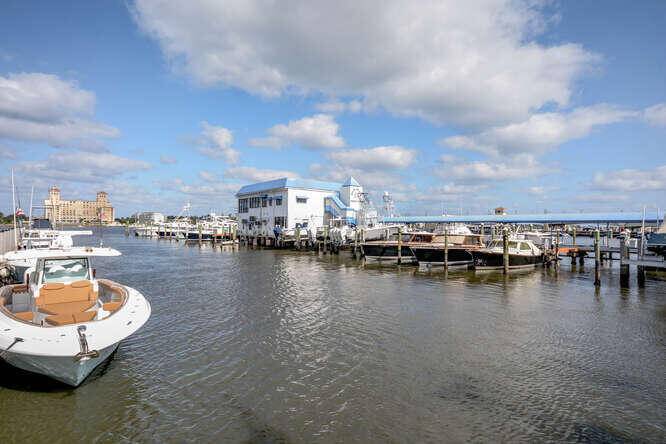 West Palm Beach, FL 33401,917 N N Flagler 312 DR 312