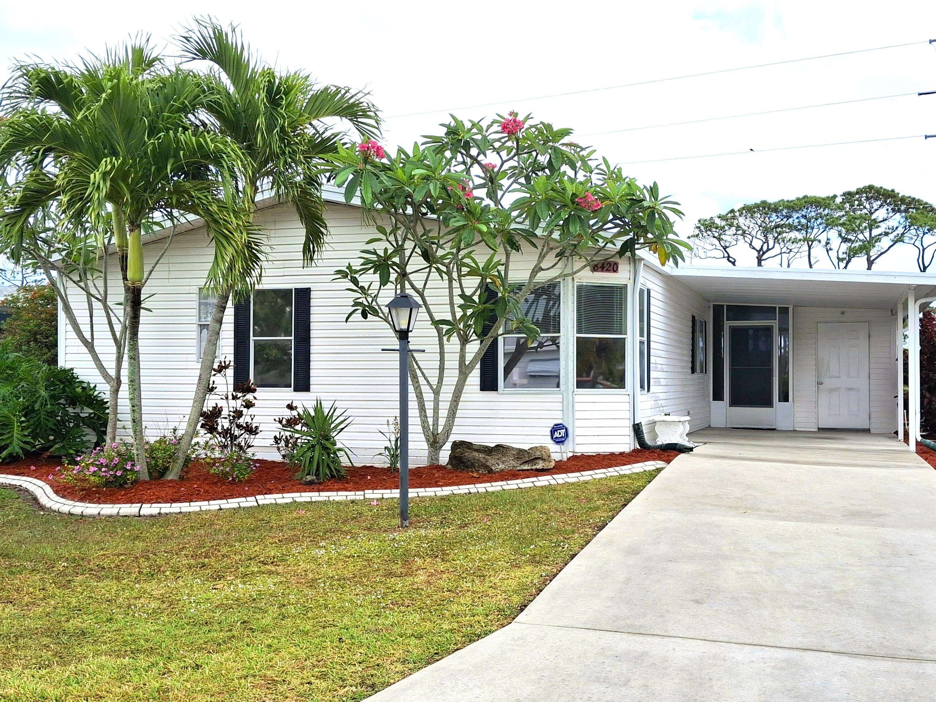 Port Saint Lucie, FL 34952,8420 Gallberry CIR