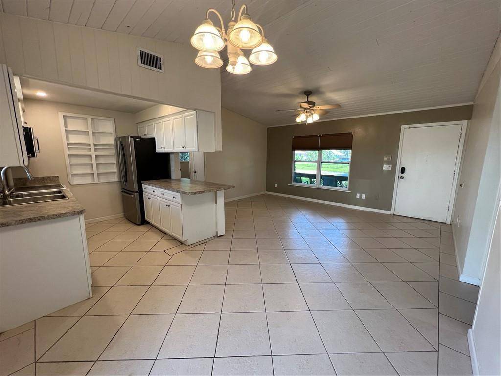 Vero Beach, FL 32968,3610 3rd PL