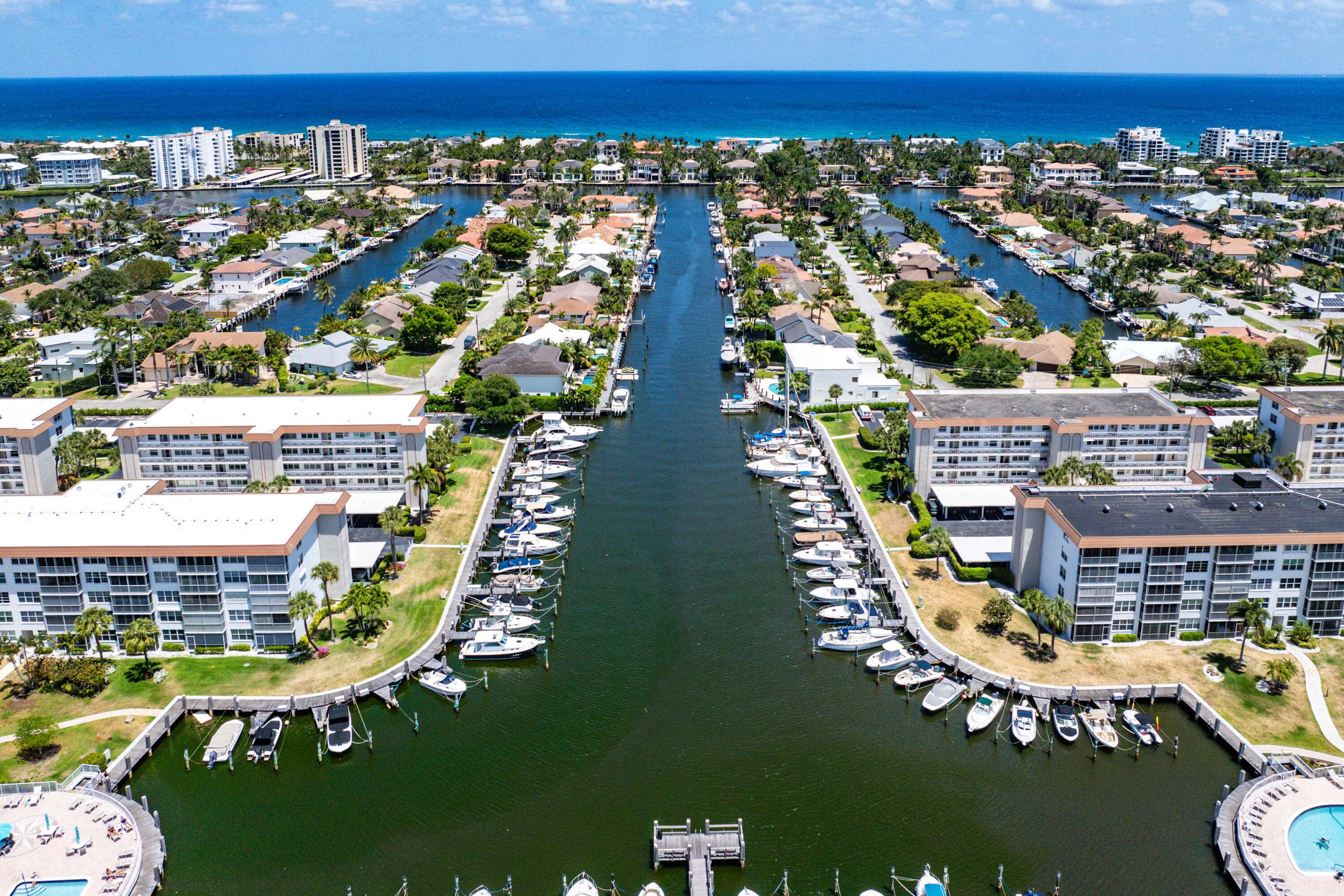 Delray Beach, FL 33483,911 Gardenia DR 154