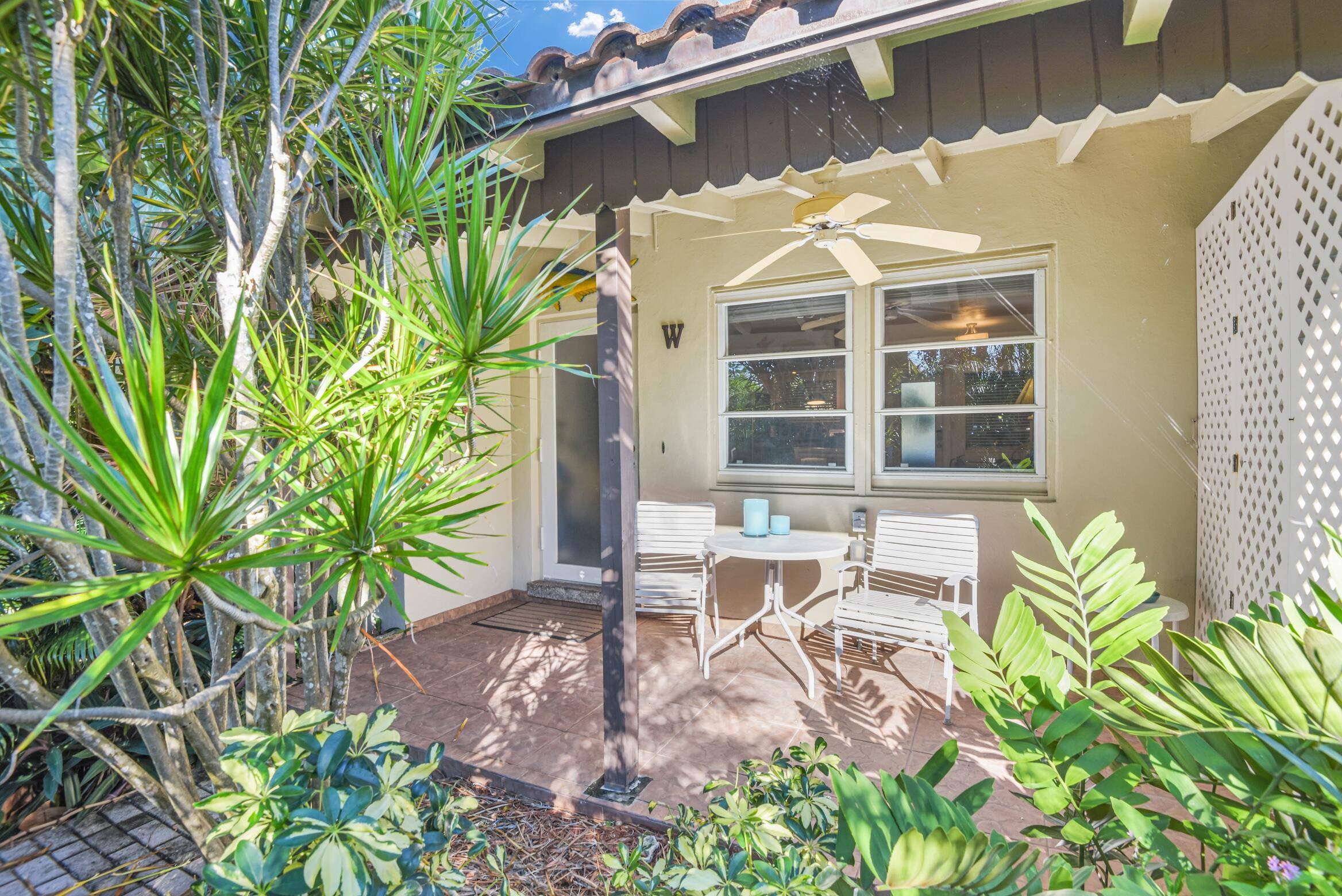 Hillsboro Beach, FL 33062,1225 Hillsboro Mile W1
