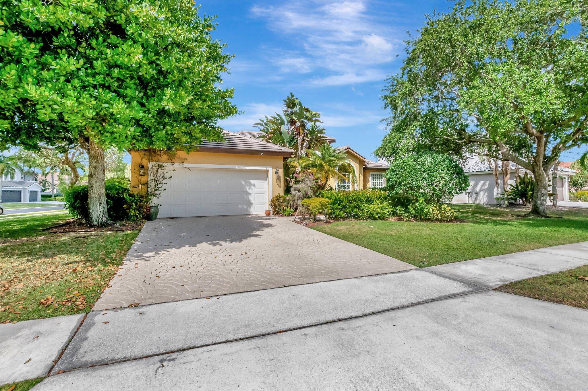 Boca Raton, FL 33428,21504 Halstead DR