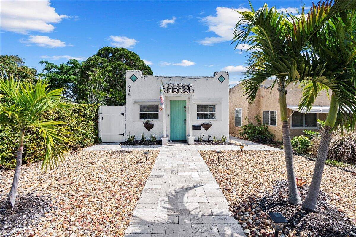 Lake Worth Beach, FL 33460,614 N L ST