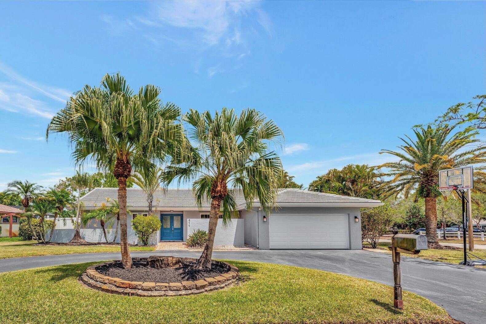 Coral Springs, FL 33071,611 NW 101st TER