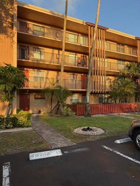 Margate, FL 33063,480 NW 76th AVE 202