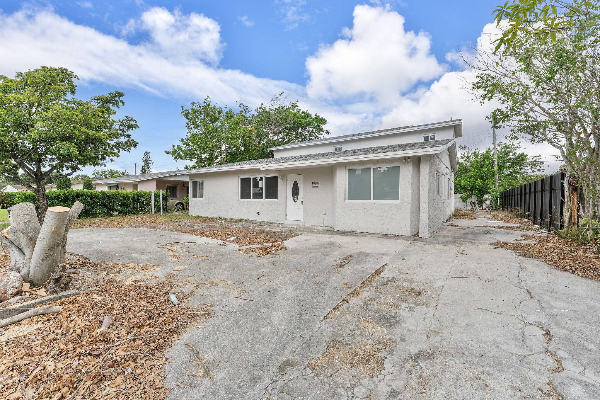 Deerfield Beach, FL 33441,1451 SW 5th AVE