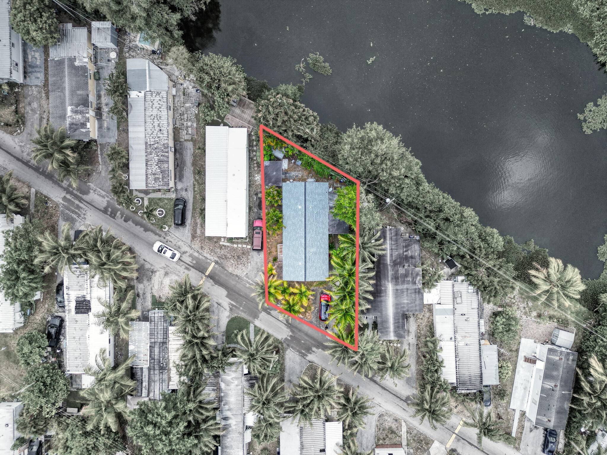 West Palm Beach, FL 33409,1899 Lakeshore AVE Lote 6