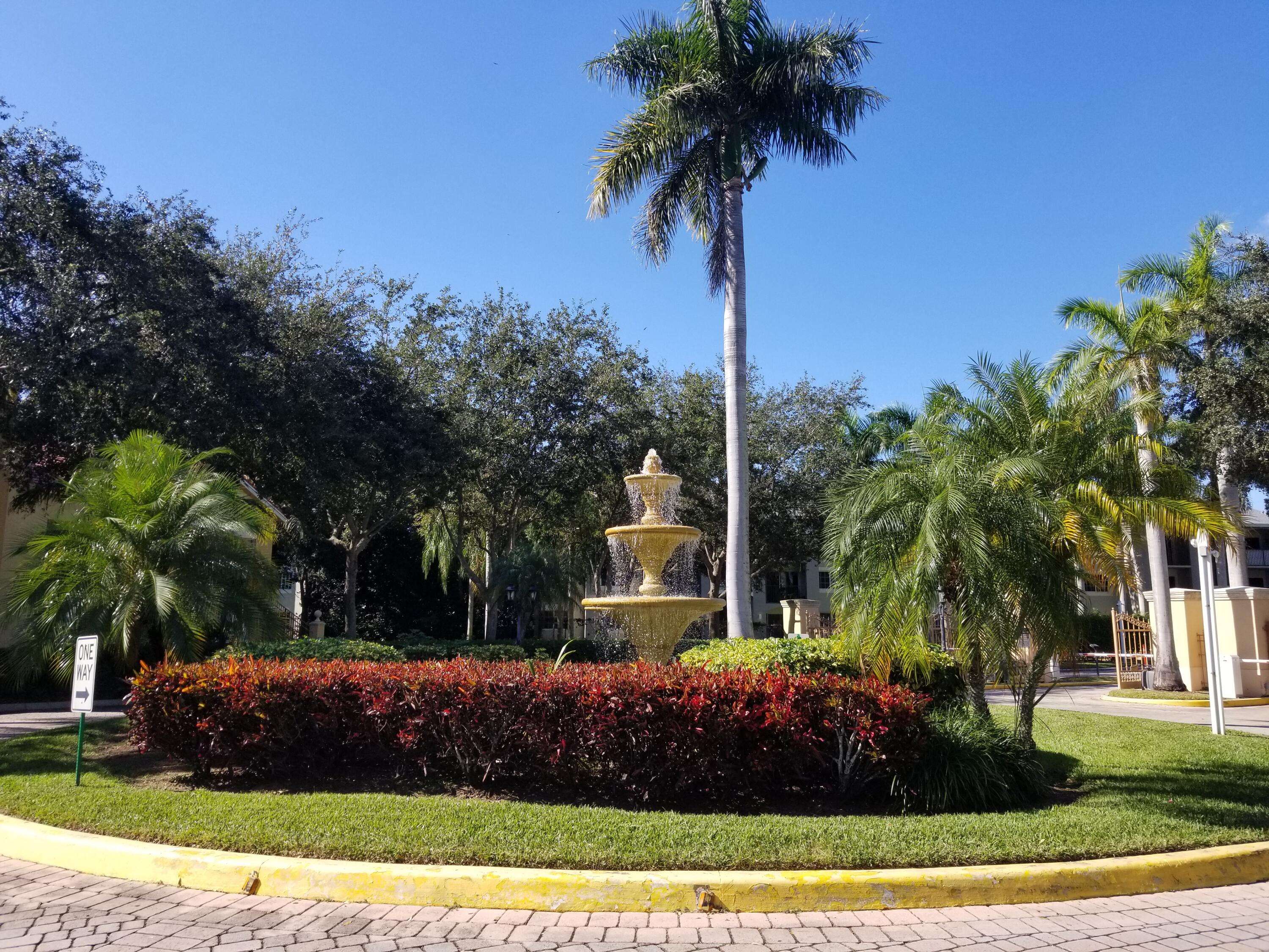 West Palm Beach, FL 33409,4240 San Marino 107 BLVD 107