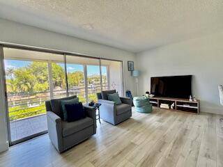 North Palm Beach, FL 33408,342 Southwind DR 206