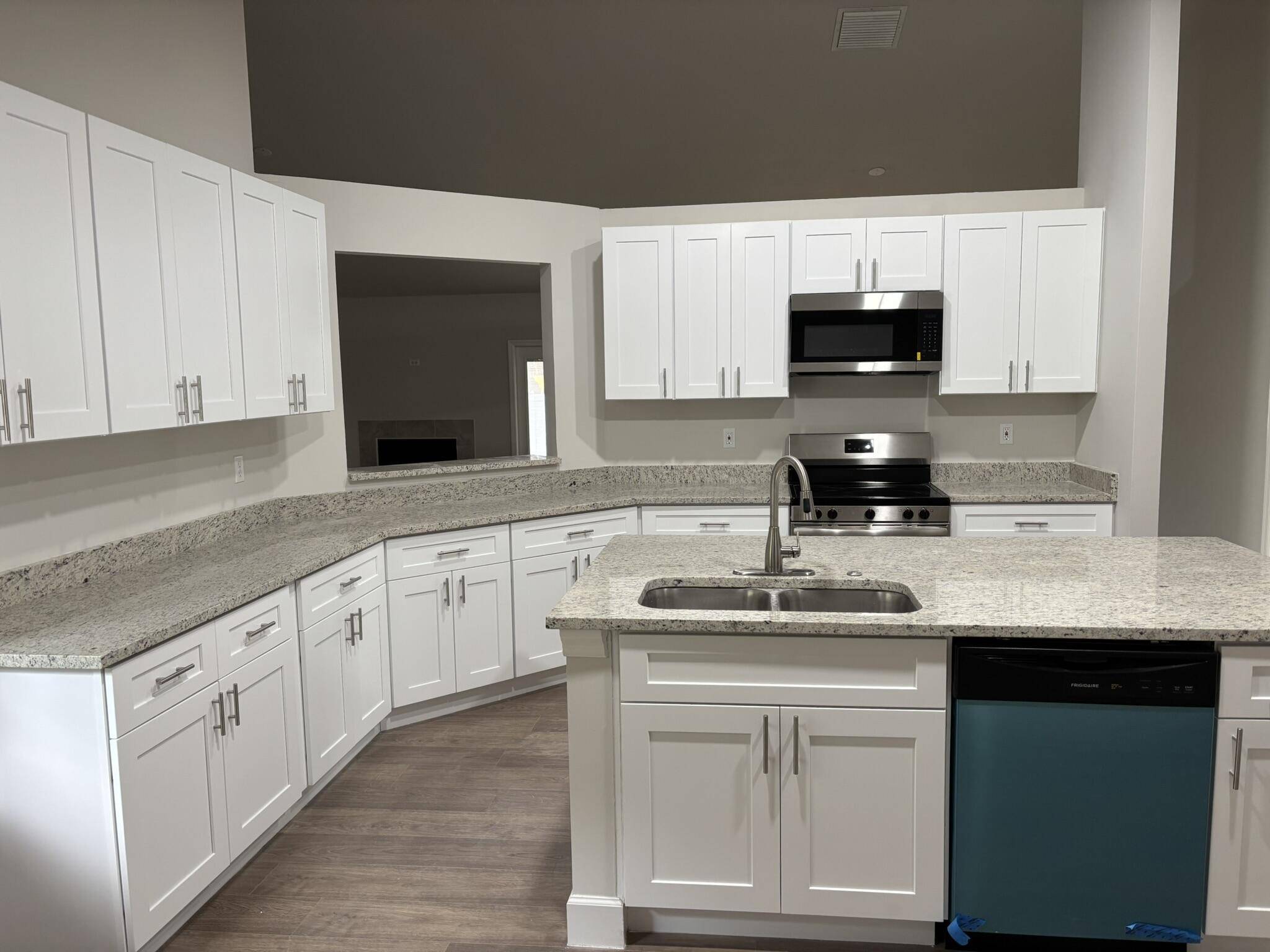 Sebastian, FL 32958,104 Bryant CT