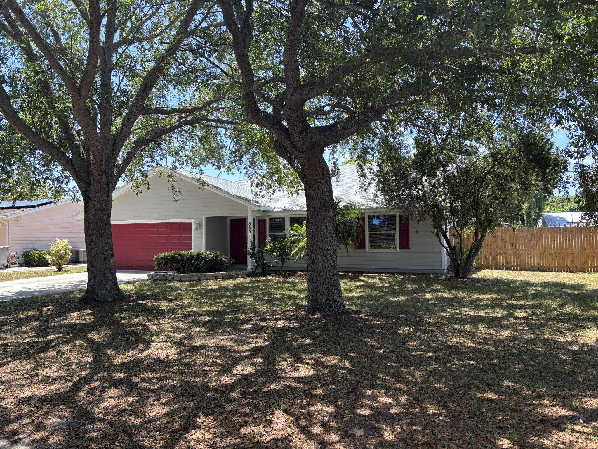 Vero Beach, FL 32962,865 SW 24th PL