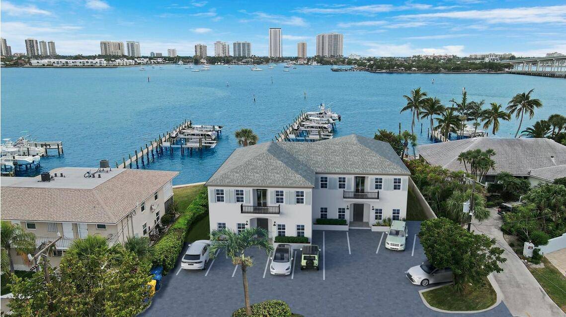 Riviera Beach, FL 33404,360 Wilma CIR