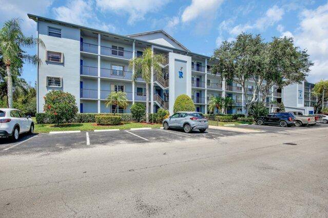 Pembroke Pines, FL 33027,900 SW 125th Way 212